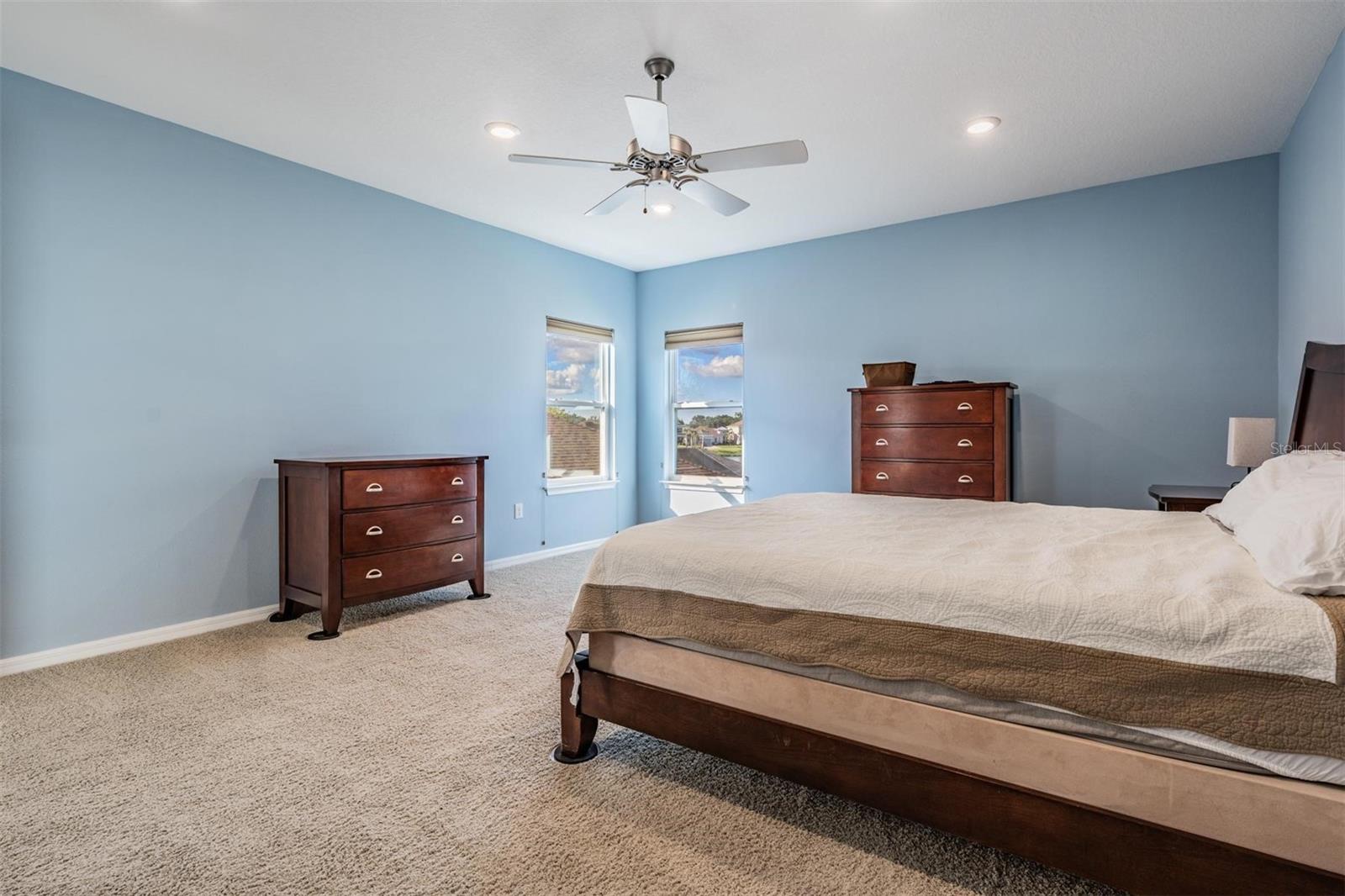 Listing photo id 22 for 5416 Camberwell Lane