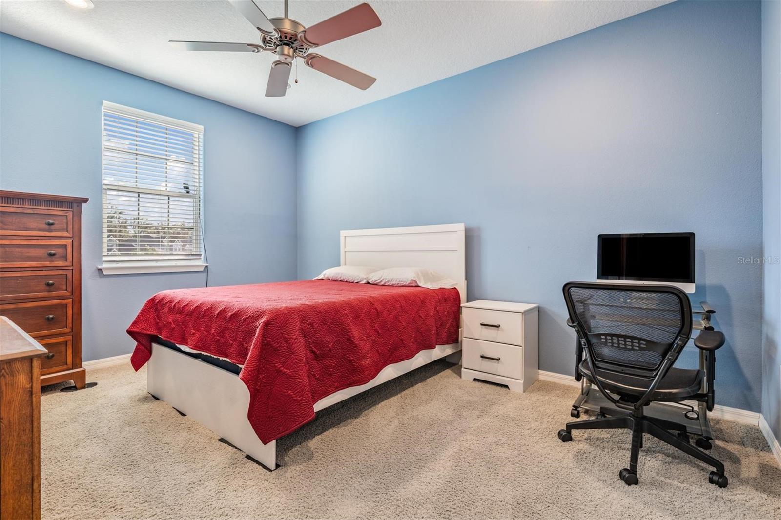 Listing photo id 30 for 5416 Camberwell Lane