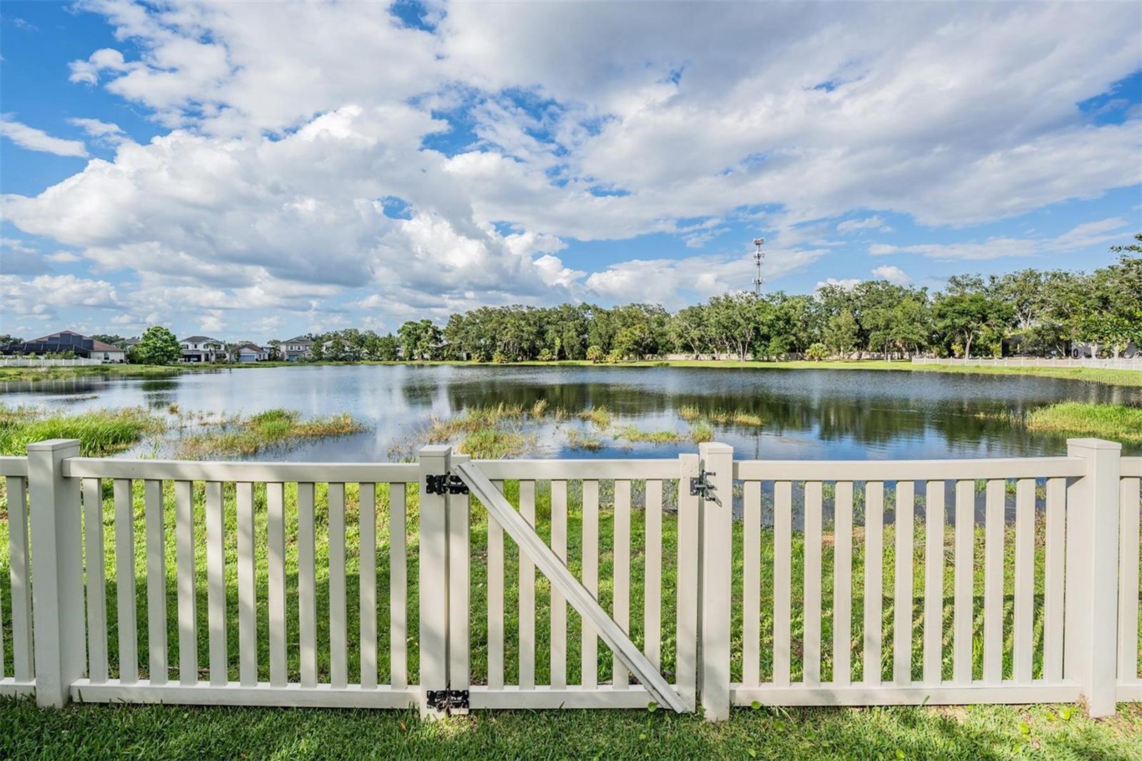 Listing photo id 40 for 5416 Camberwell Lane
