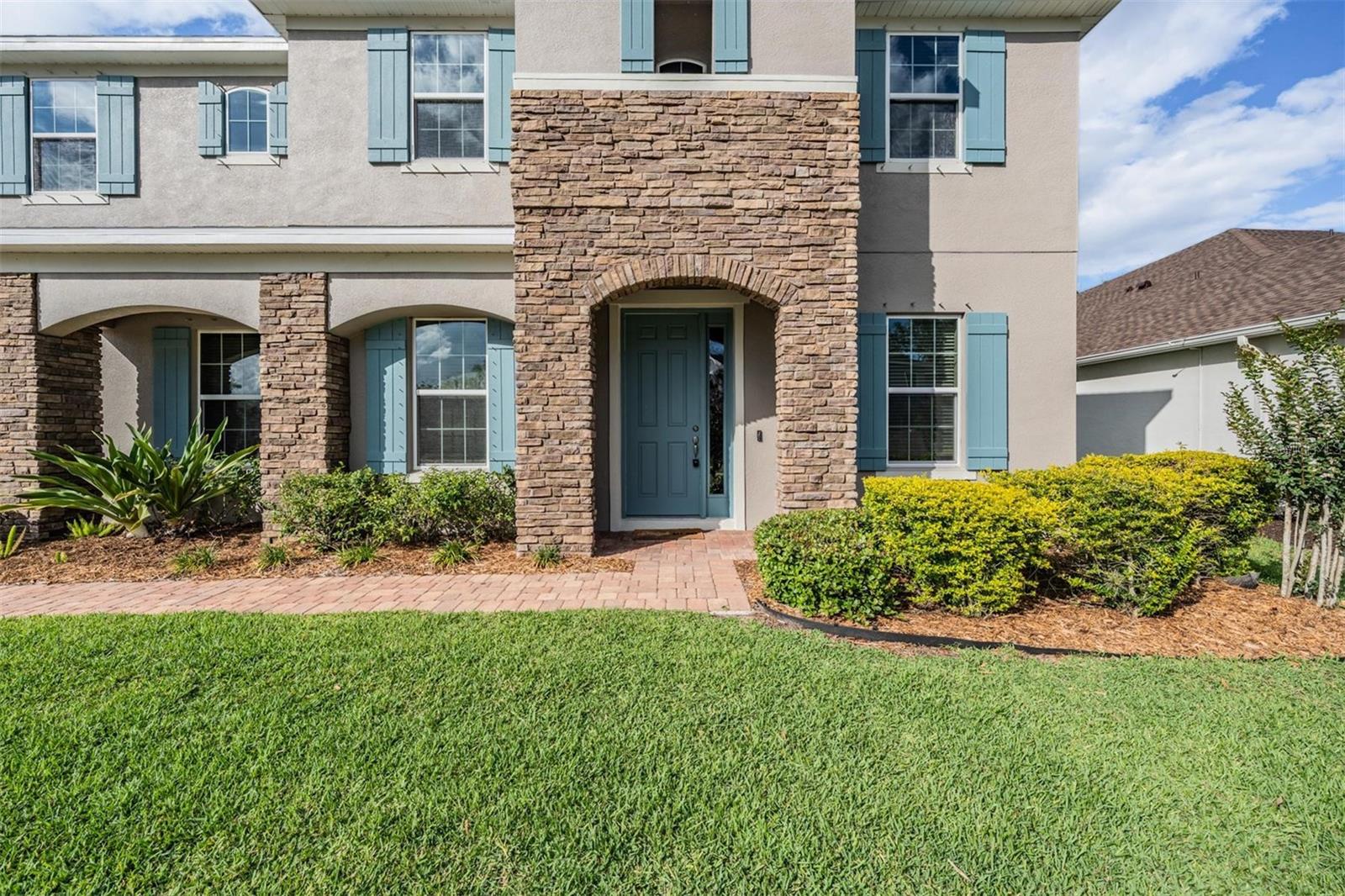 Listing photo id 3 for 5416 Camberwell Lane
