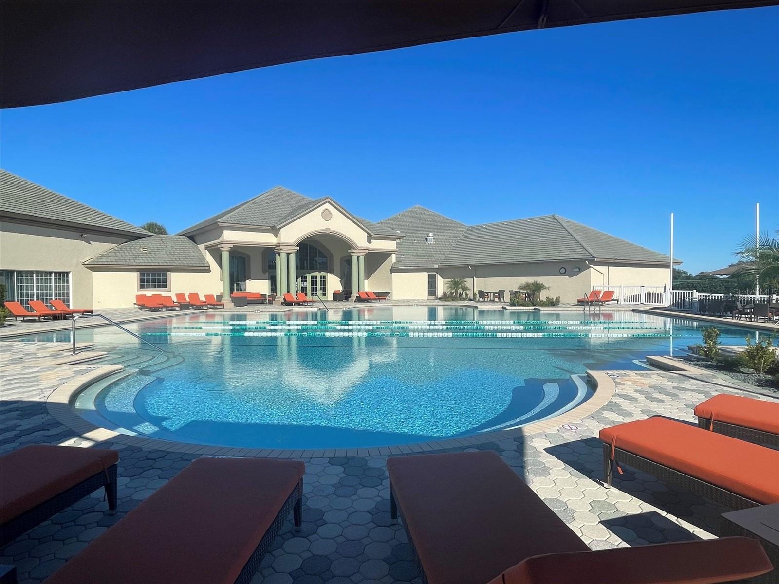Listing photo id 31 for 1590 Spring Meadow Loop