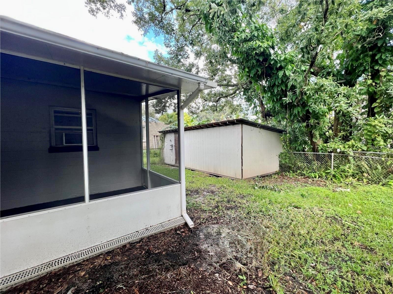 Image 3 of 11 For 5843 114th Terrace N