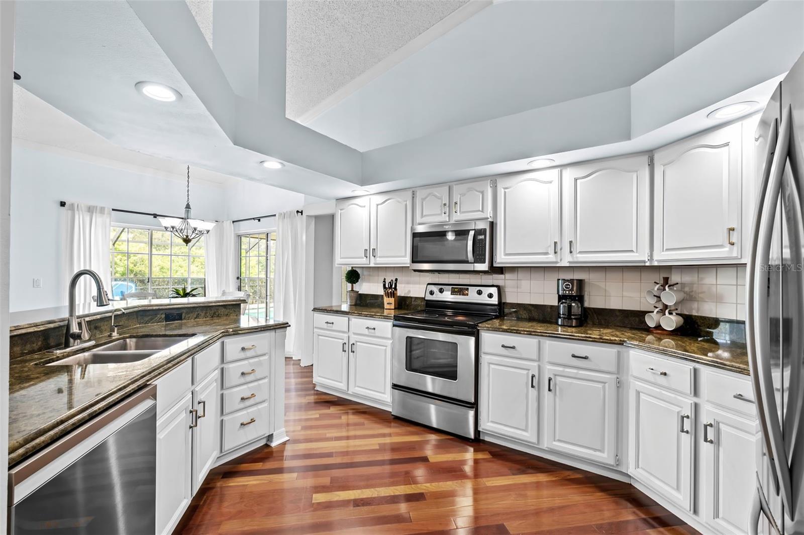 Image 17 of 43 For 16804 Windsor Park Drive