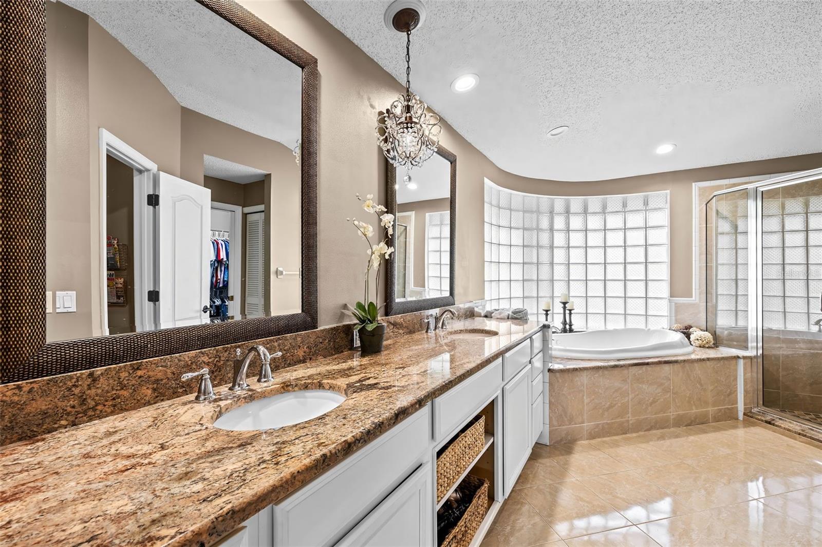 Image 22 of 43 For 16804 Windsor Park Drive