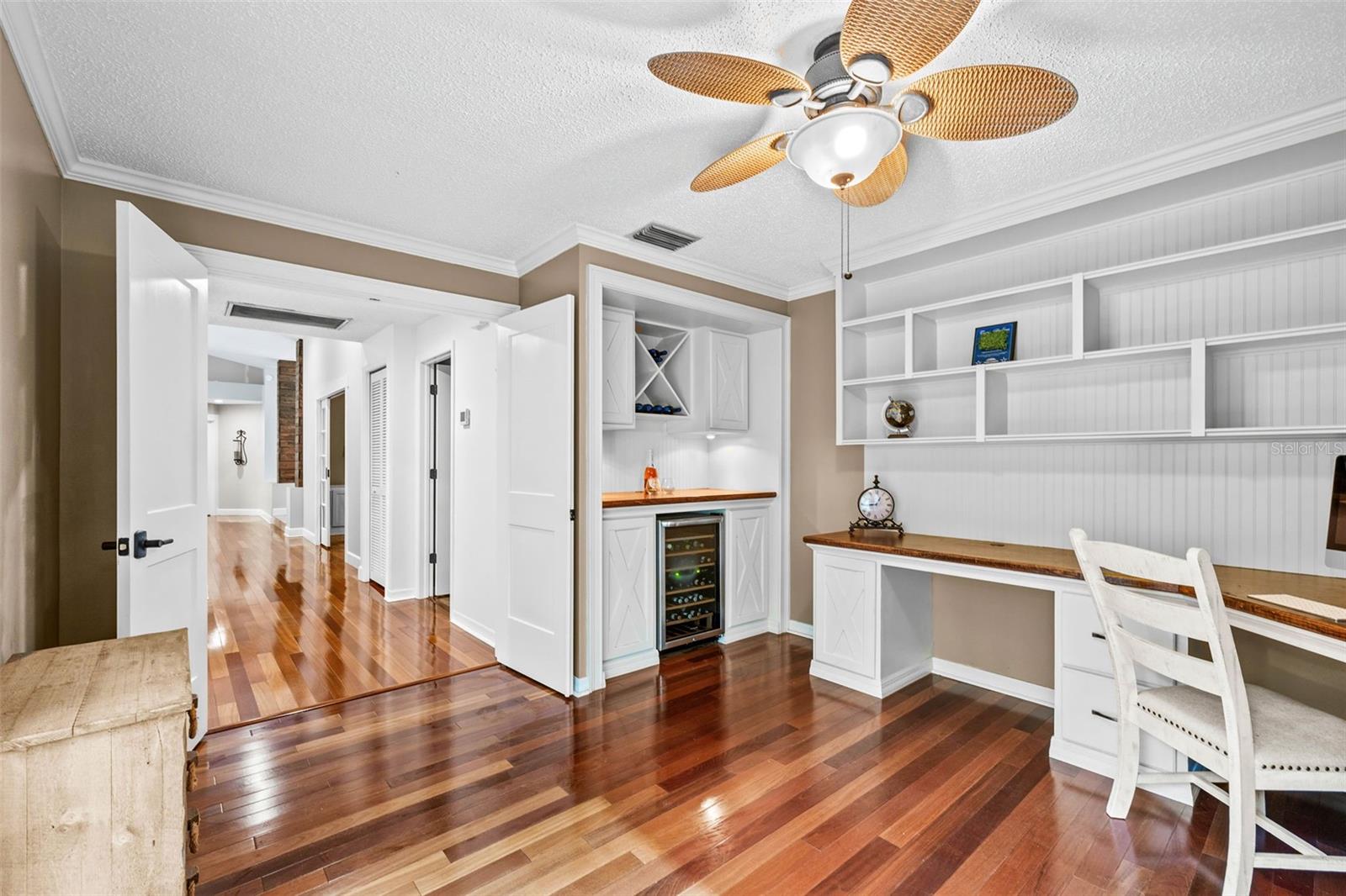 Image 26 of 43 For 16804 Windsor Park Drive