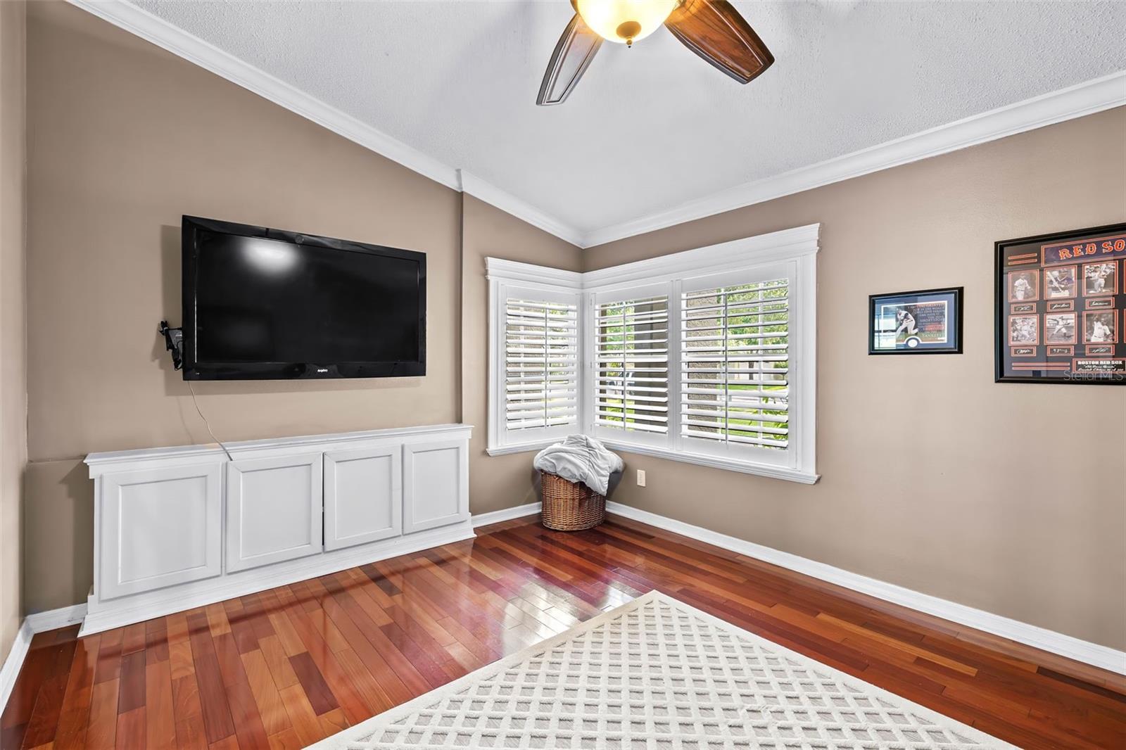 Image 32 of 43 For 16804 Windsor Park Drive