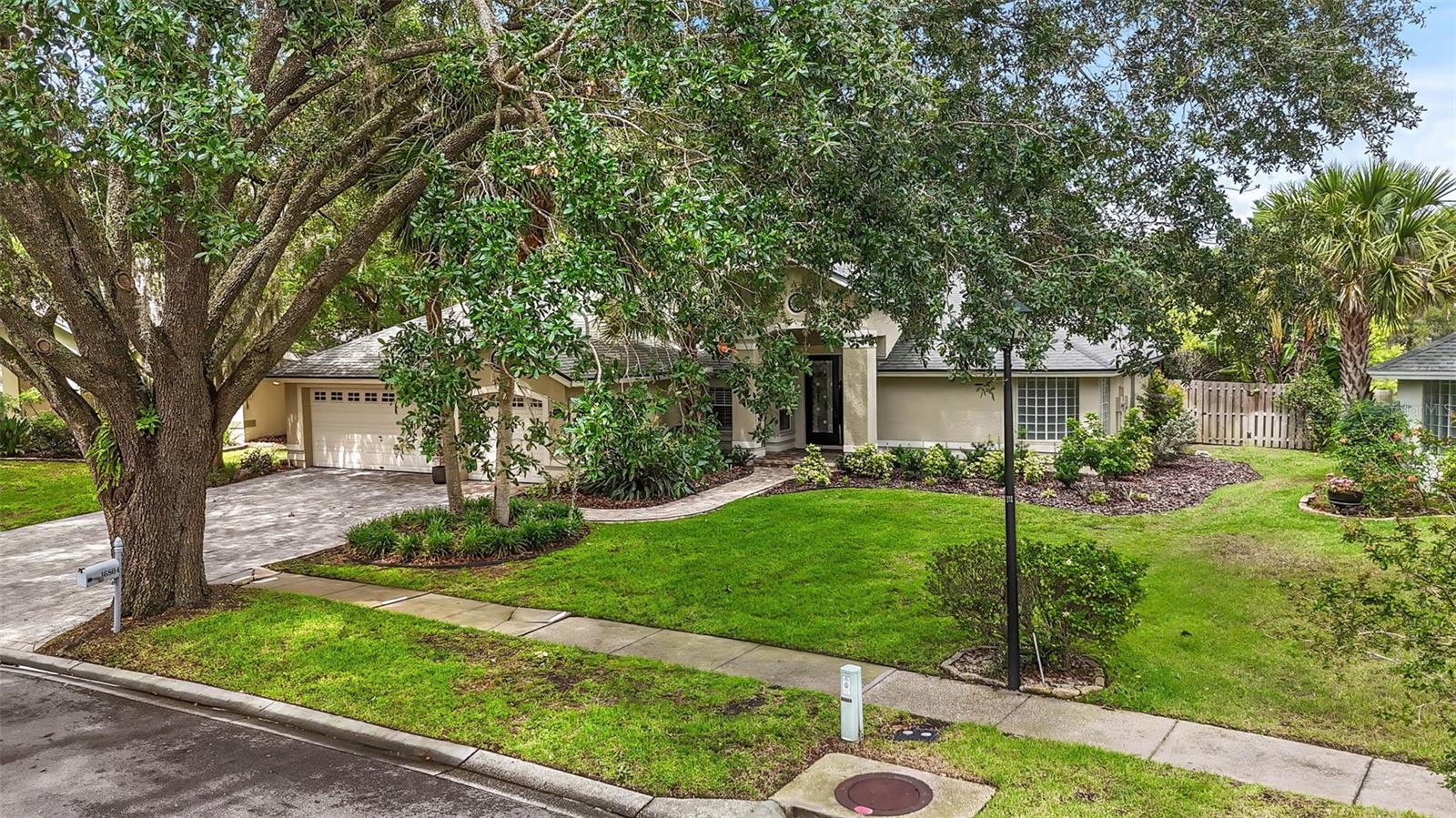 Image 39 of 43 For 16804 Windsor Park Drive
