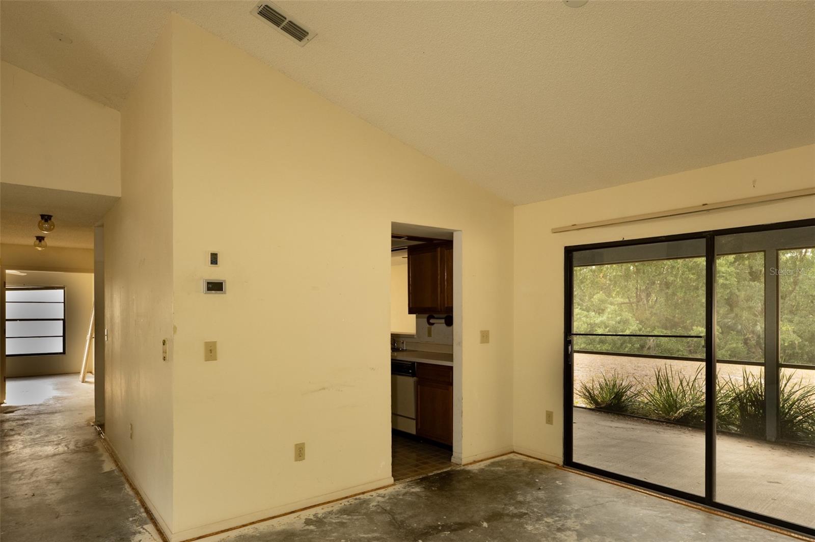 Image 13 of 70 For 13218 Parkhurst Court