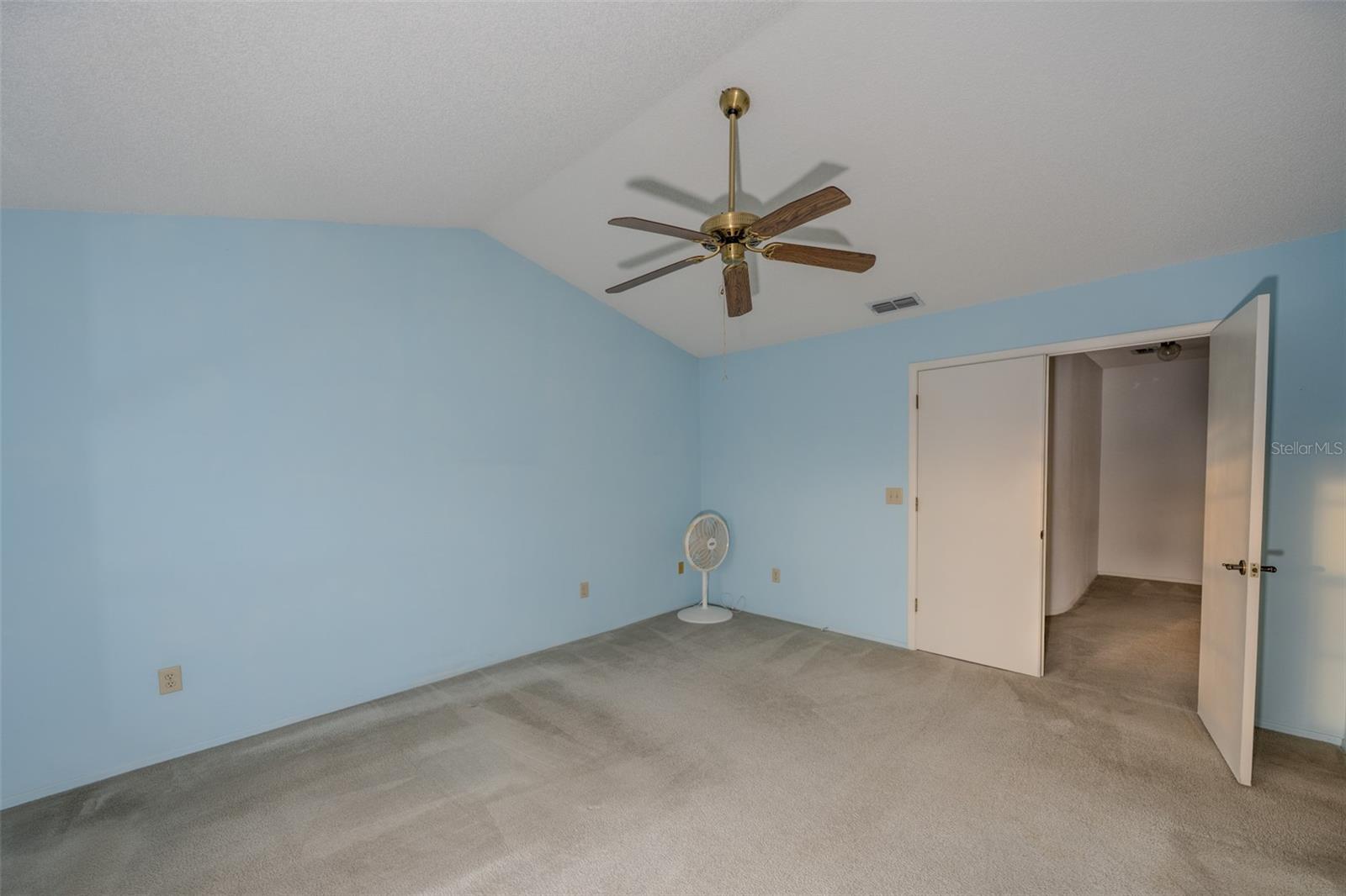 Image 35 of 70 For 13218 Parkhurst Court