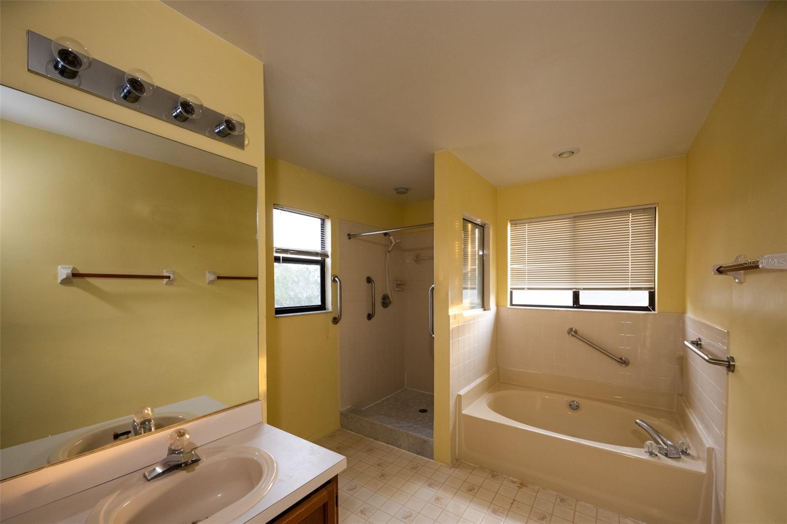 Image 36 of 70 For 13218 Parkhurst Court