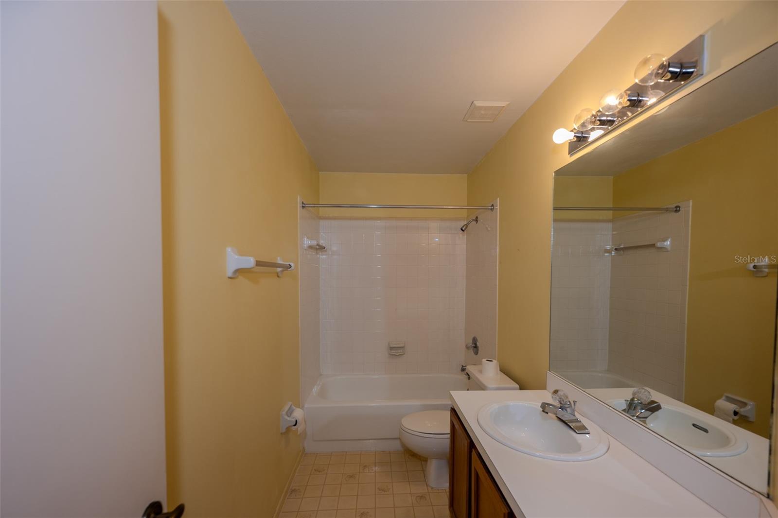 Image 42 of 70 For 13218 Parkhurst Court
