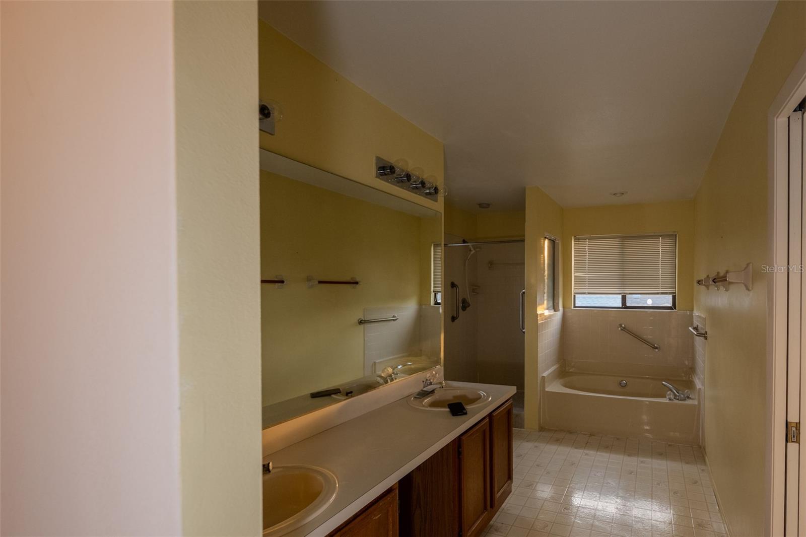 Image 45 of 70 For 13218 Parkhurst Court