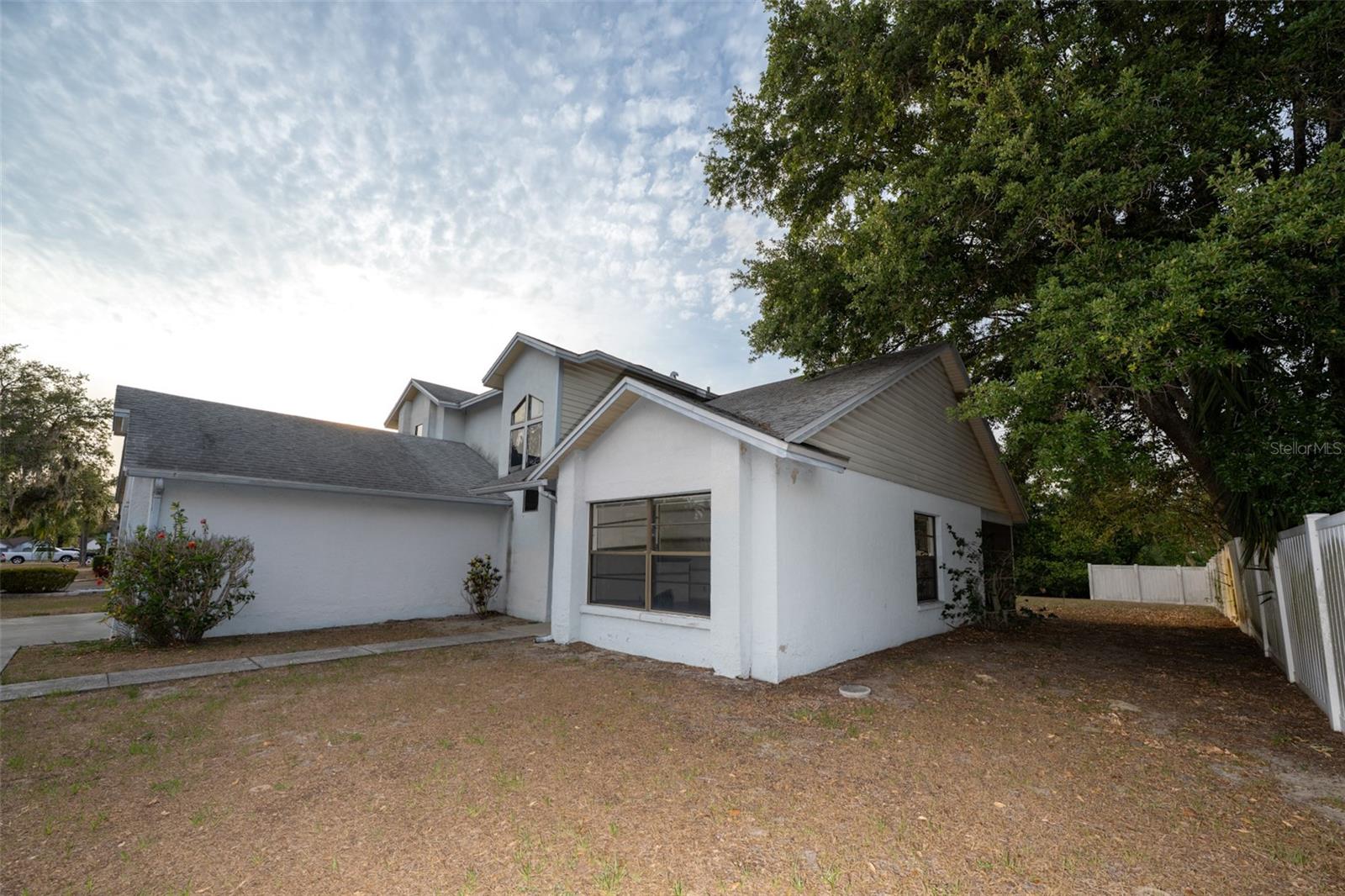Image 5 of 70 For 13218 Parkhurst Court