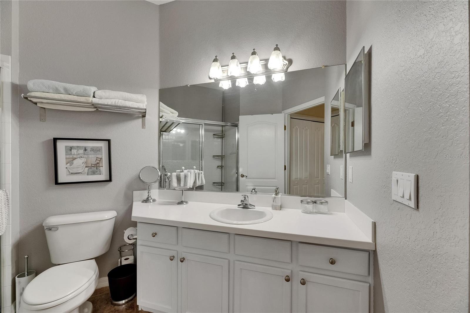 Image 32 of 73 For 2068 Sifield Greens Way 10