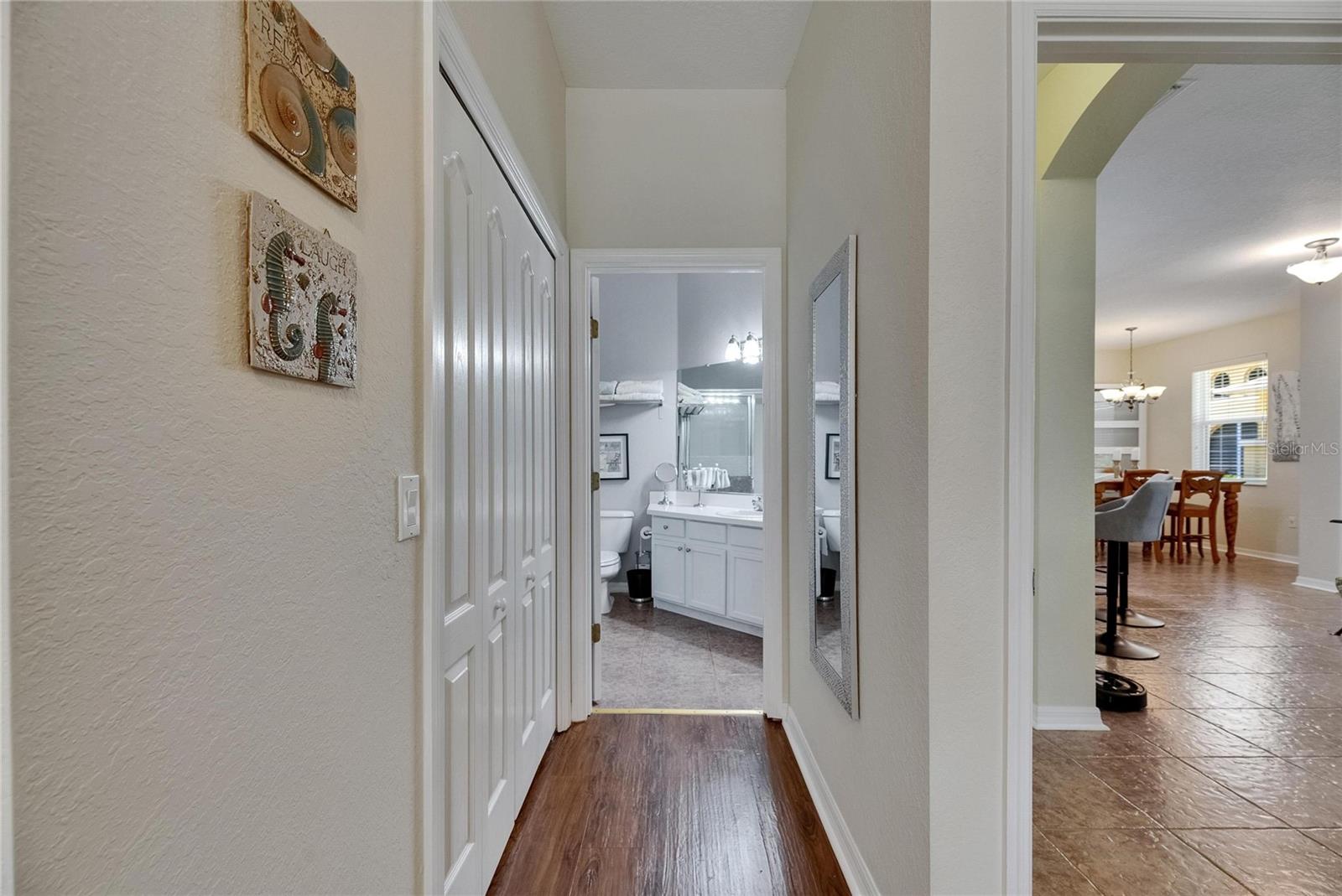 Image 39 of 73 For 2068 Sifield Greens Way 10