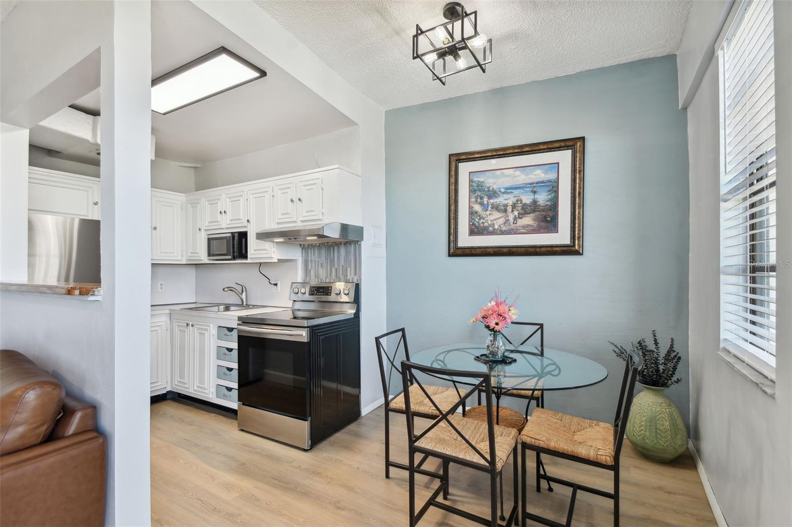 Image 12 of 30 For 2109 Bayshore Boulevard 809