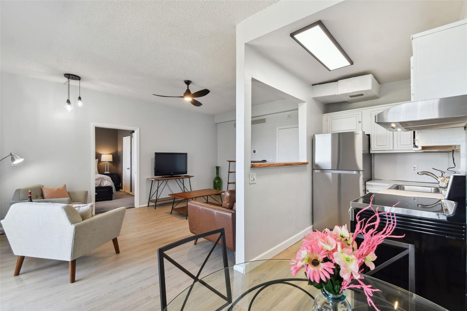 Image 17 of 30 For 2109 Bayshore Boulevard 809