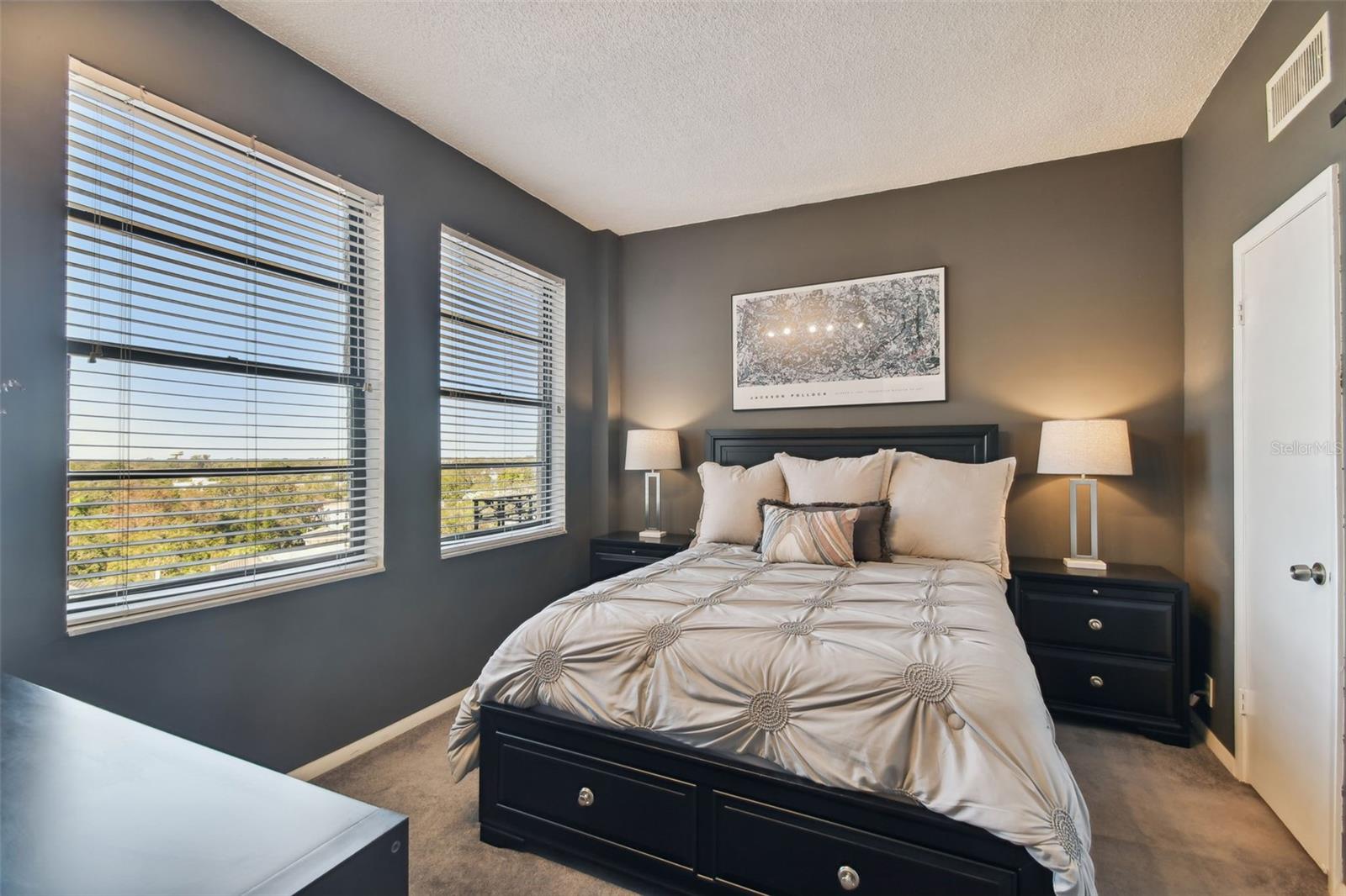 Image 22 of 30 For 2109 Bayshore Boulevard 809