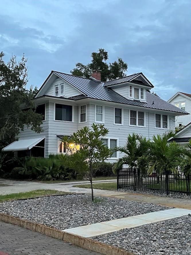 Image 4 of 5 For 300 8th Avenue Ne