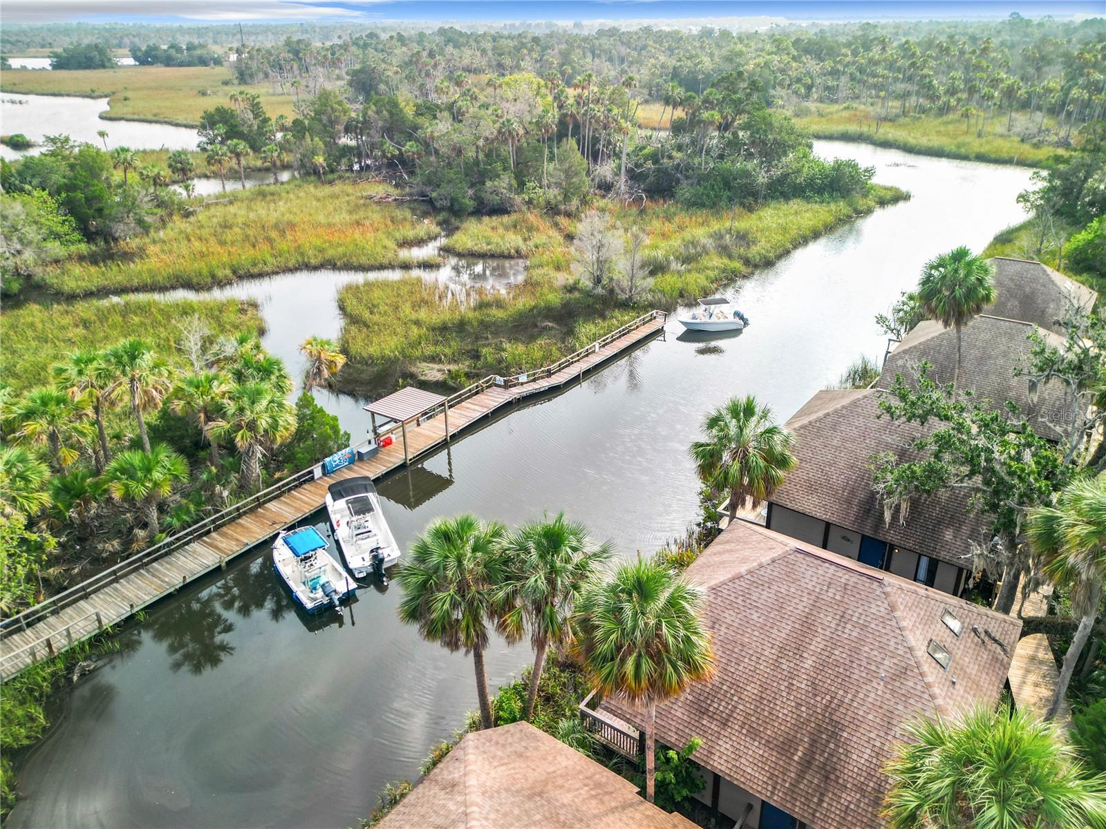 Image 33 of 40 For 2695 Seabreeze Point I1