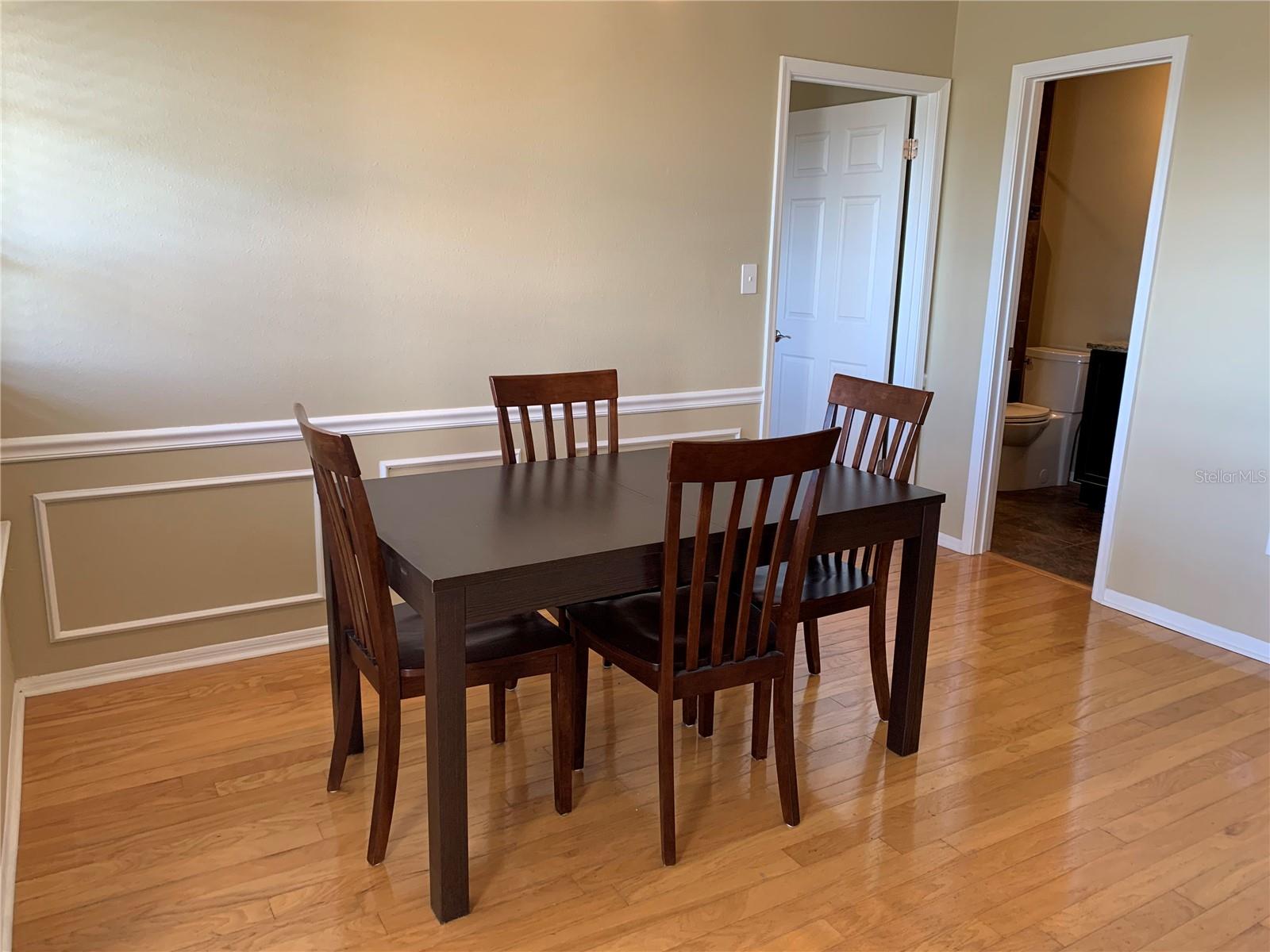 Image 11 of 32 For 1000 Horatio Street 322