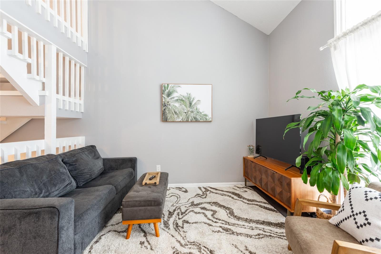Image 15 of 34 For 2643 St Josephs Drive W