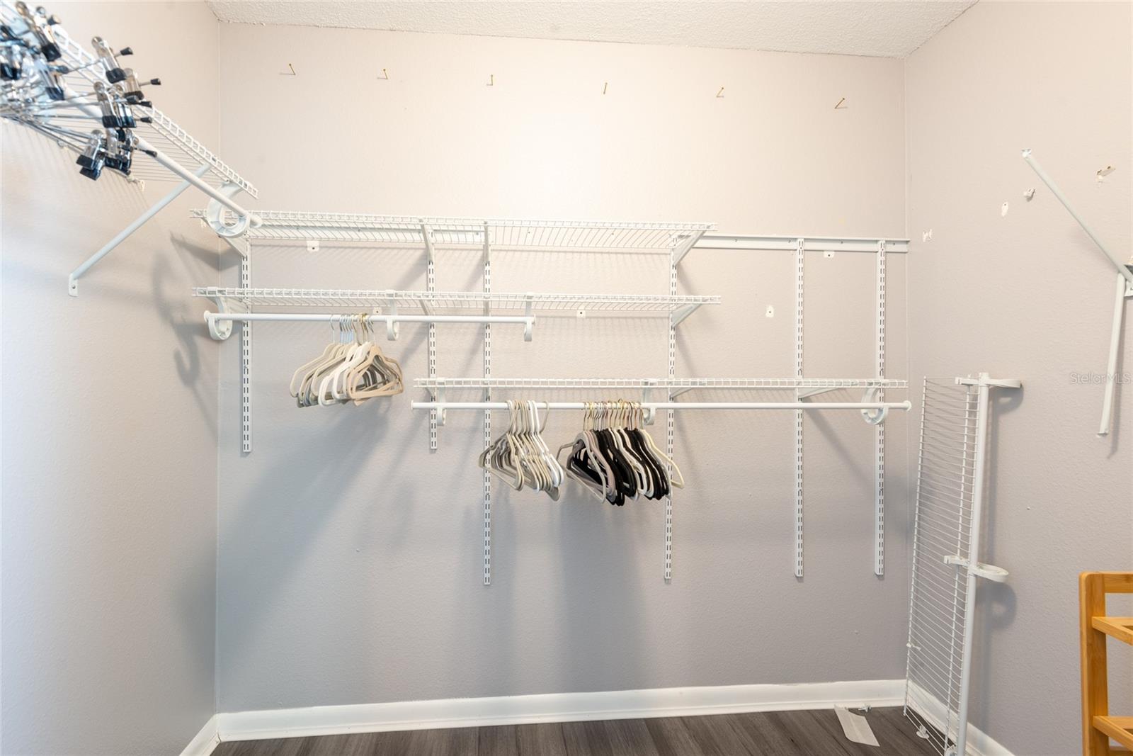 Image 21 of 34 For 2643 St Josephs Drive W