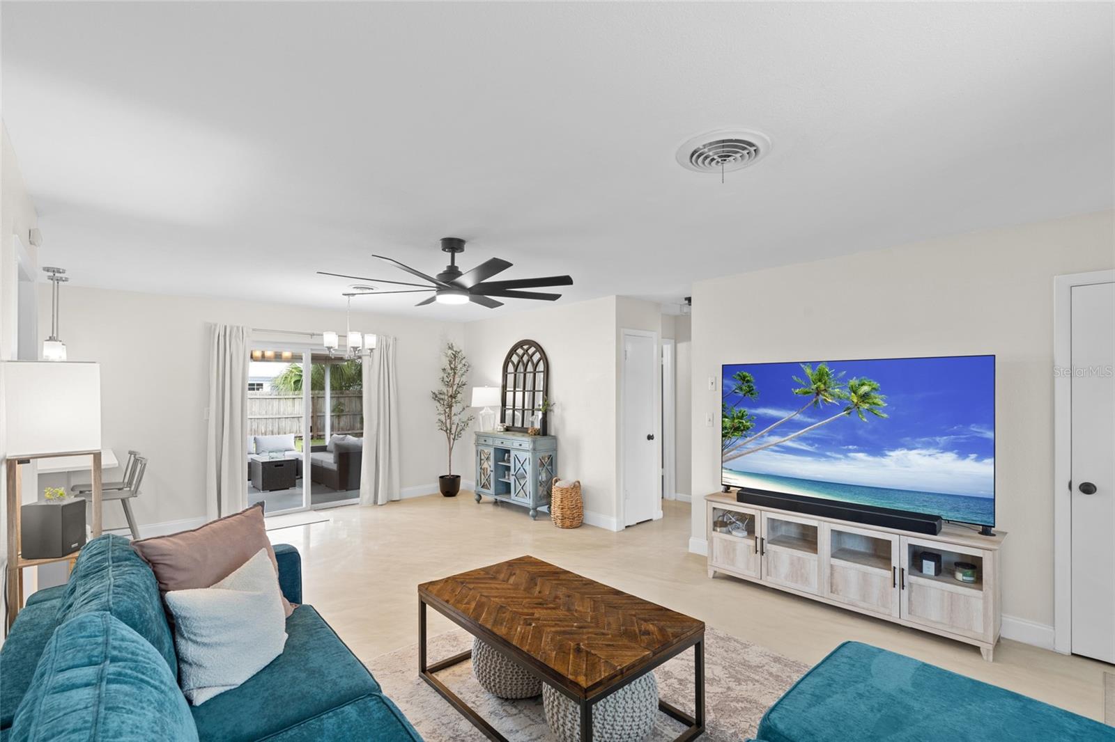 Image 2 of 31 For 1489 77th Avenue N