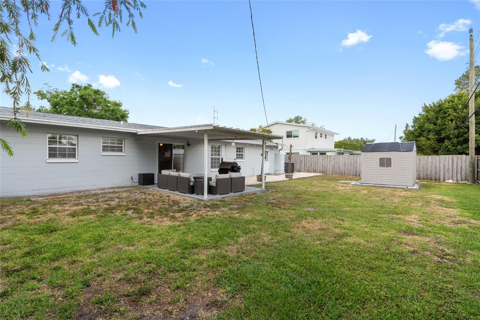 Image 25 of 31 For 1489 77th Avenue N