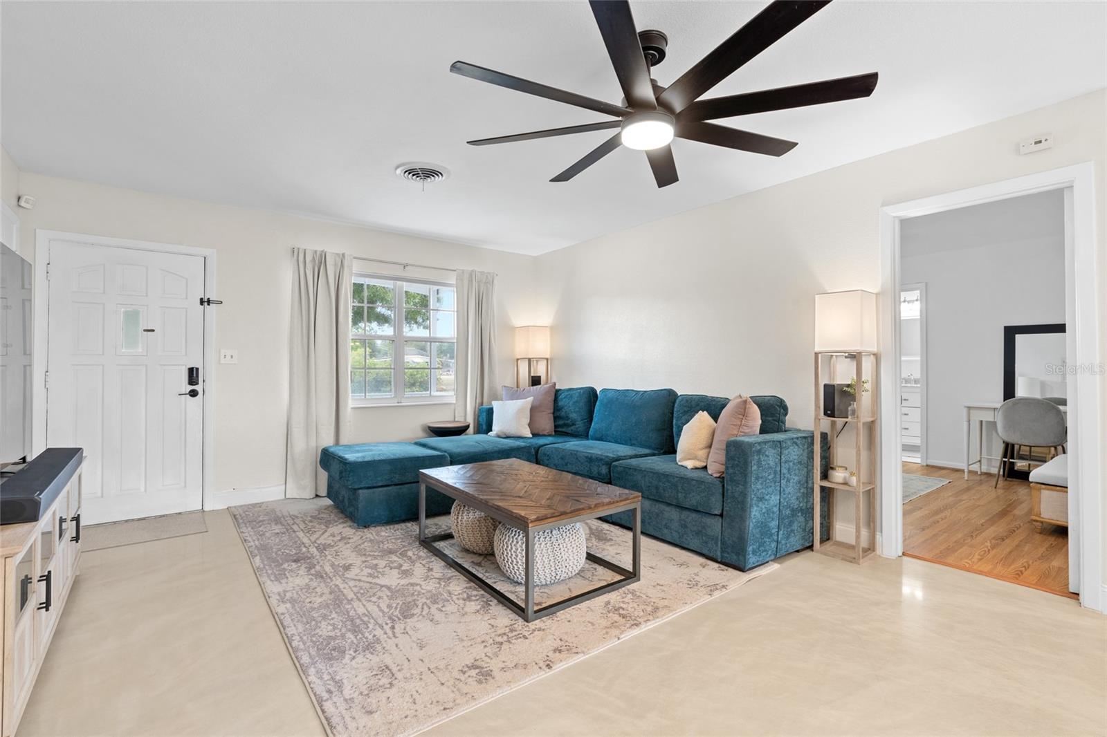 Image 7 of 31 For 1489 77th Avenue N
