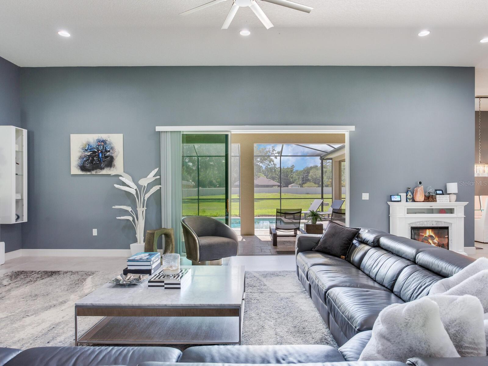 Image 17 of 85 For 16220 Lake Armistead Way