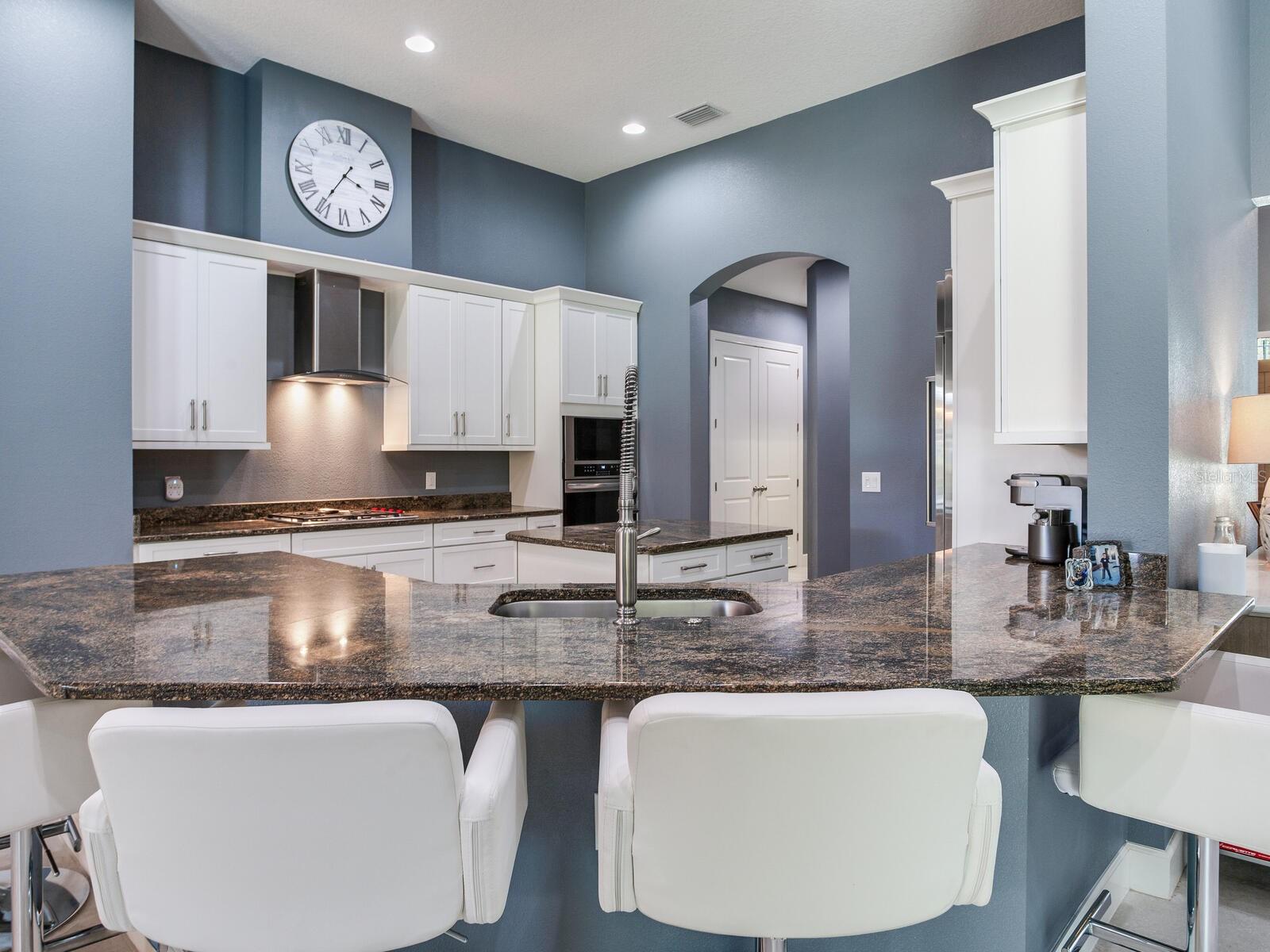 Image 28 of 85 For 16220 Lake Armistead Way