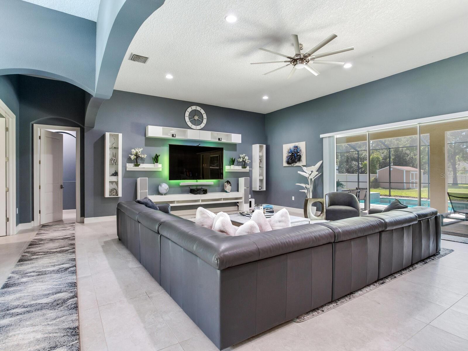 Image 3 of 85 For 16220 Lake Armistead Way
