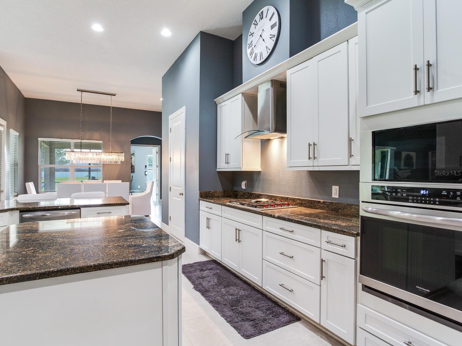 Image 32 of 85 For 16220 Lake Armistead Way