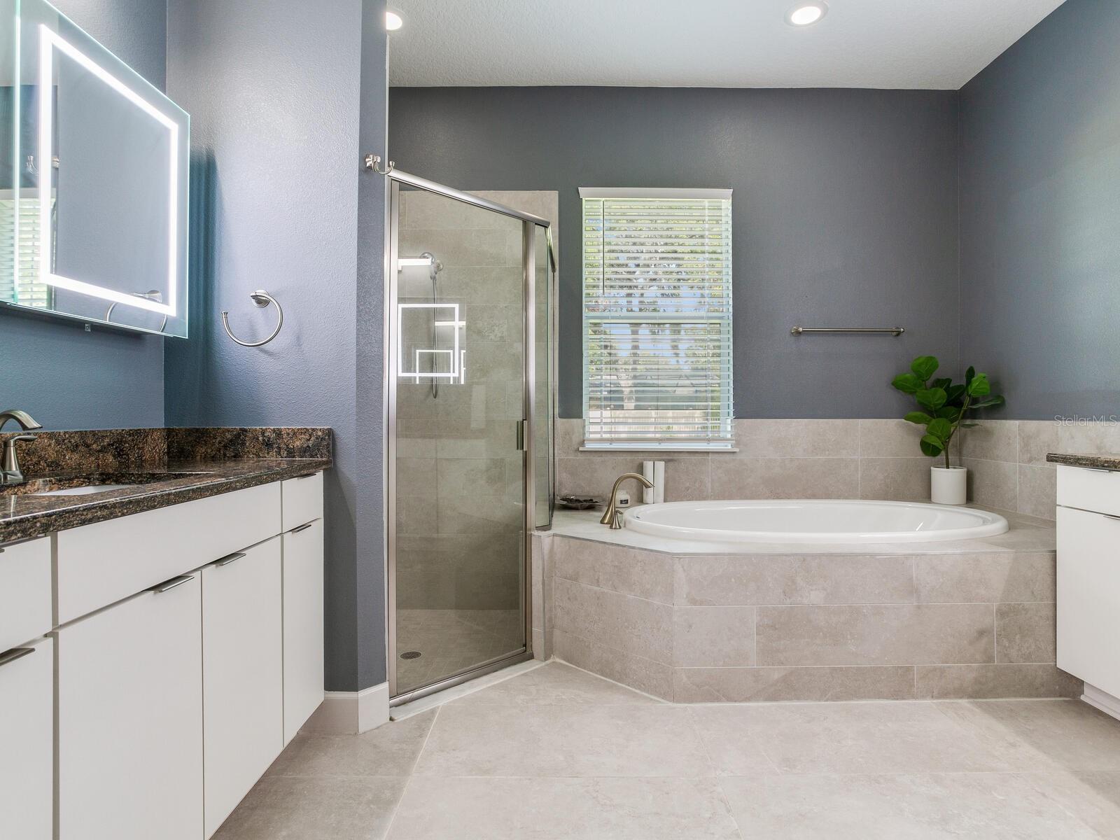 Image 45 of 85 For 16220 Lake Armistead Way