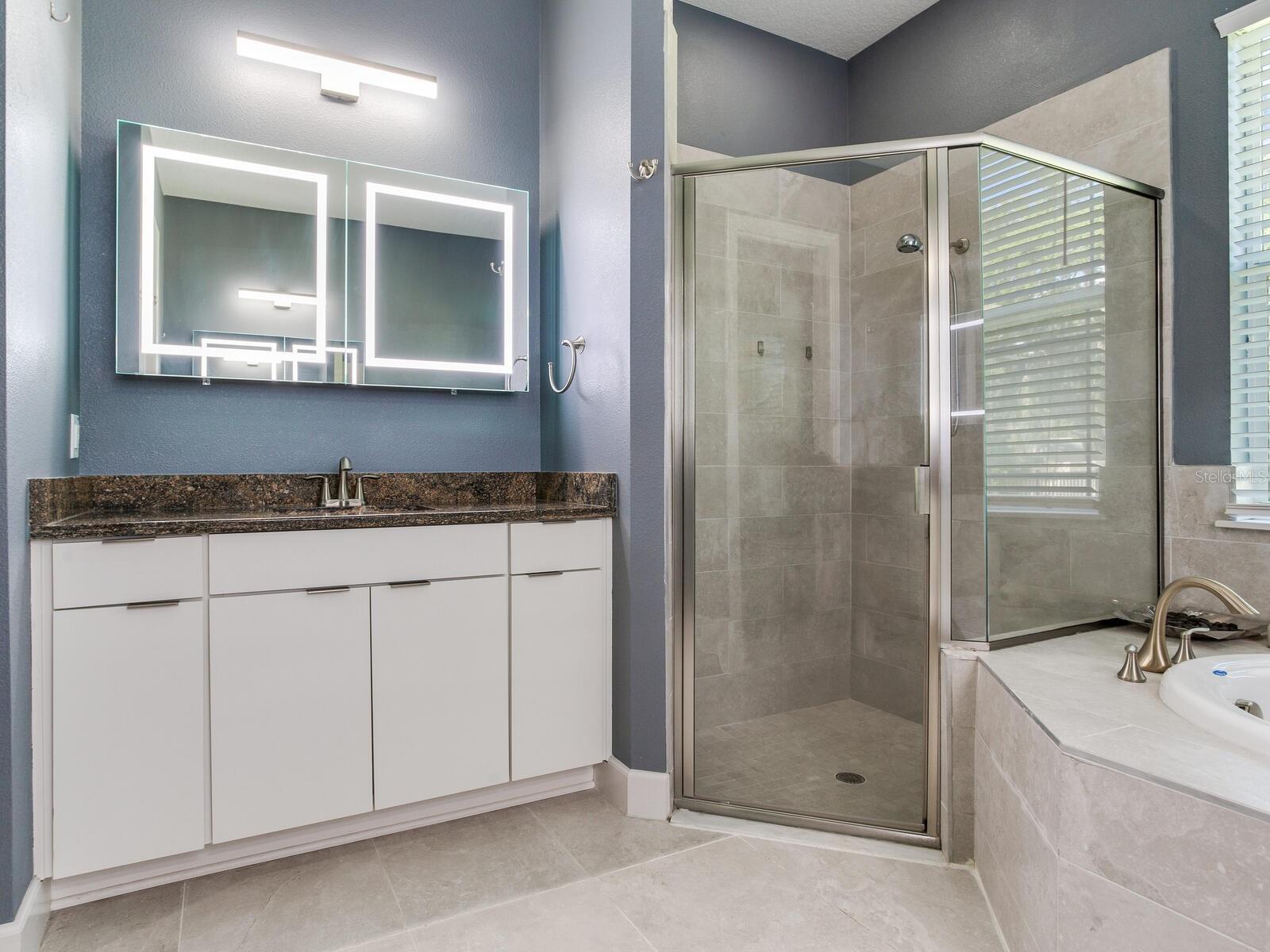 Image 46 of 85 For 16220 Lake Armistead Way