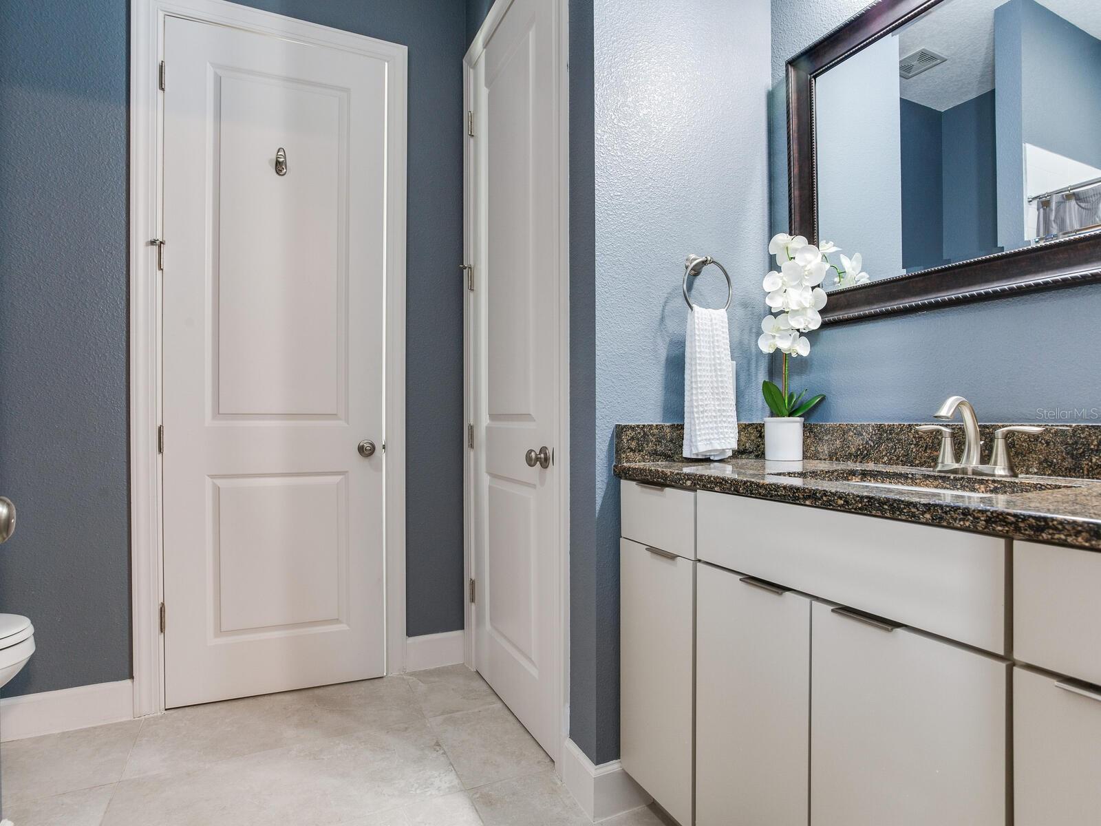 Image 63 of 85 For 16220 Lake Armistead Way