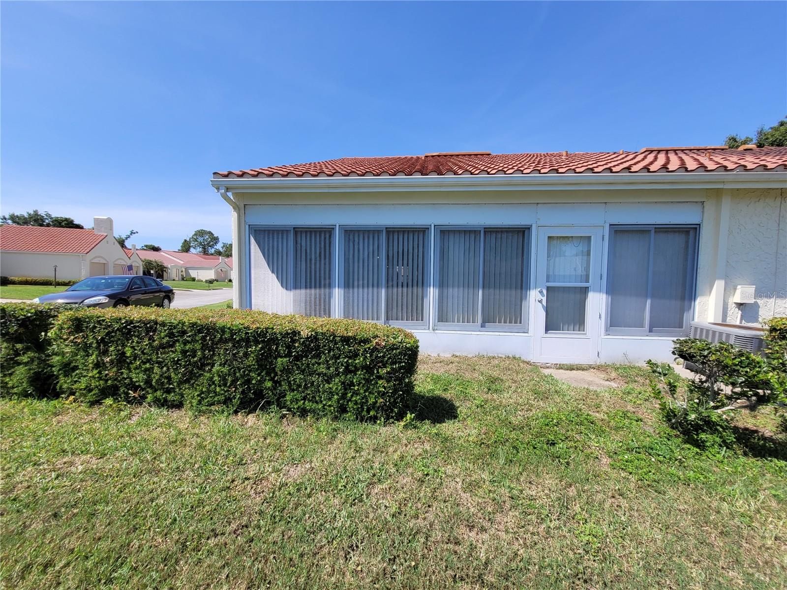 Image 14 of 23 For 946 Madrid Drive