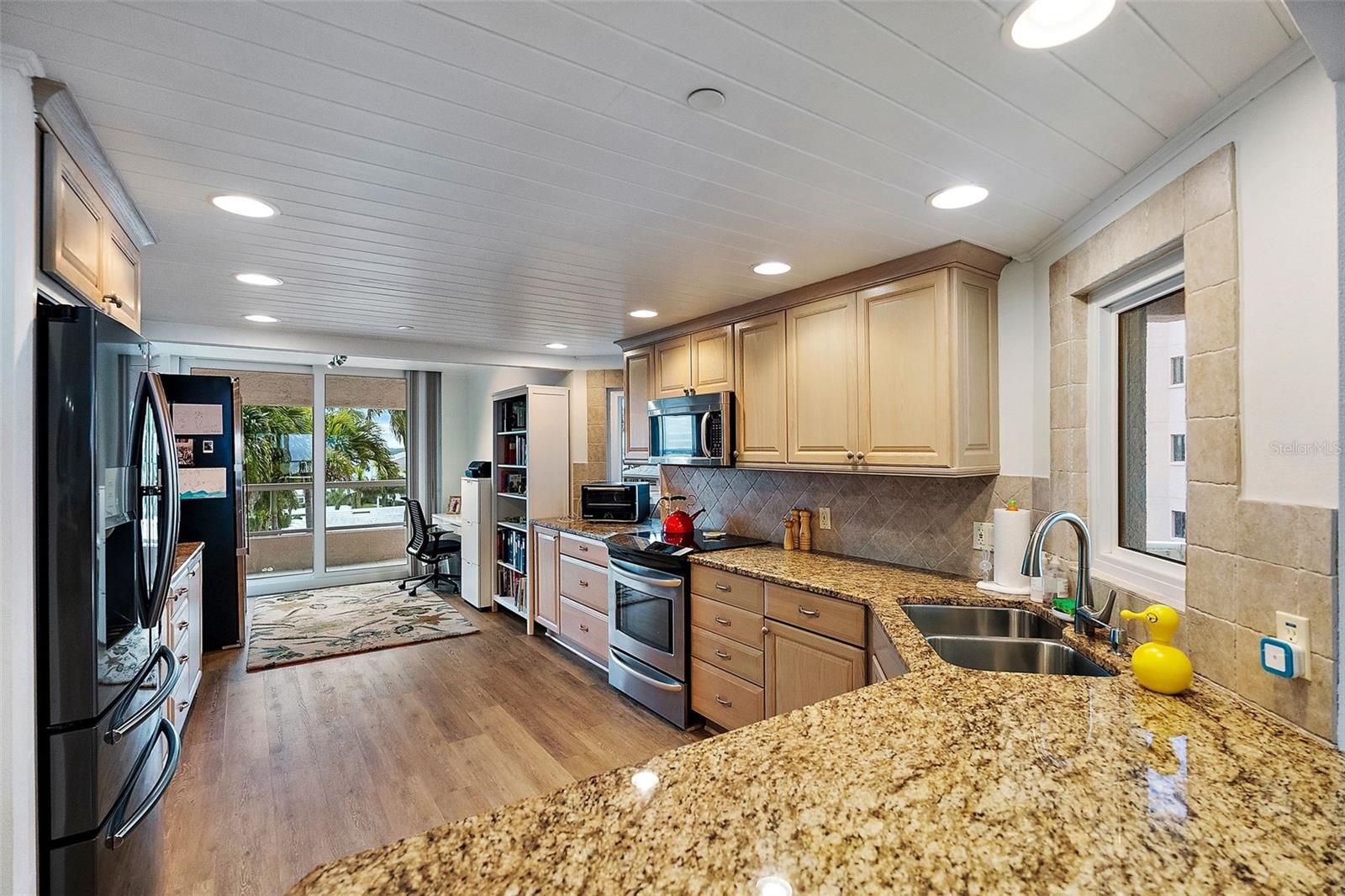 Image 25 of 36 For 1310 Gulf Boulevard 4-g
