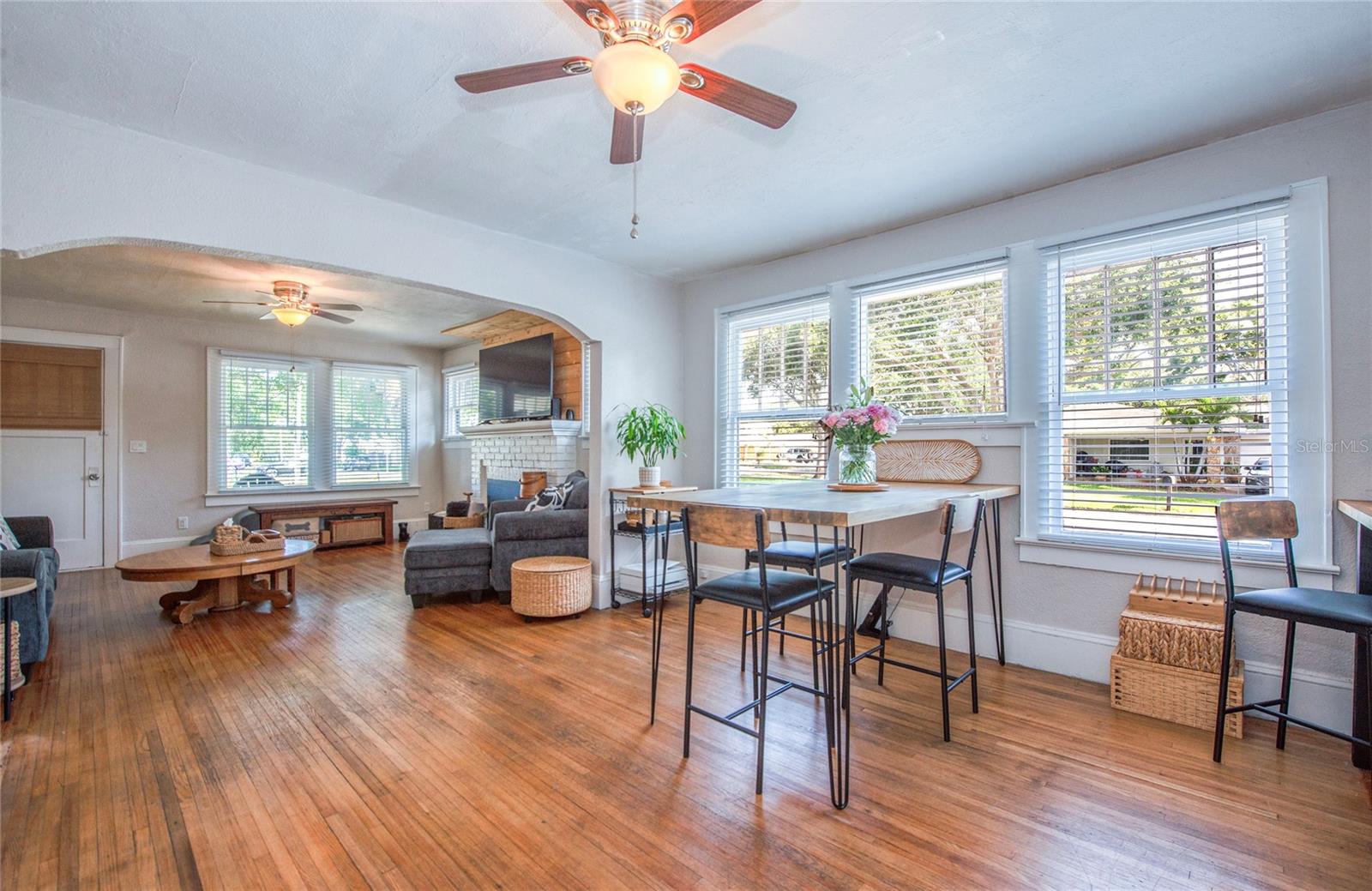 Image 17 of 51 For 12595 95th Street N