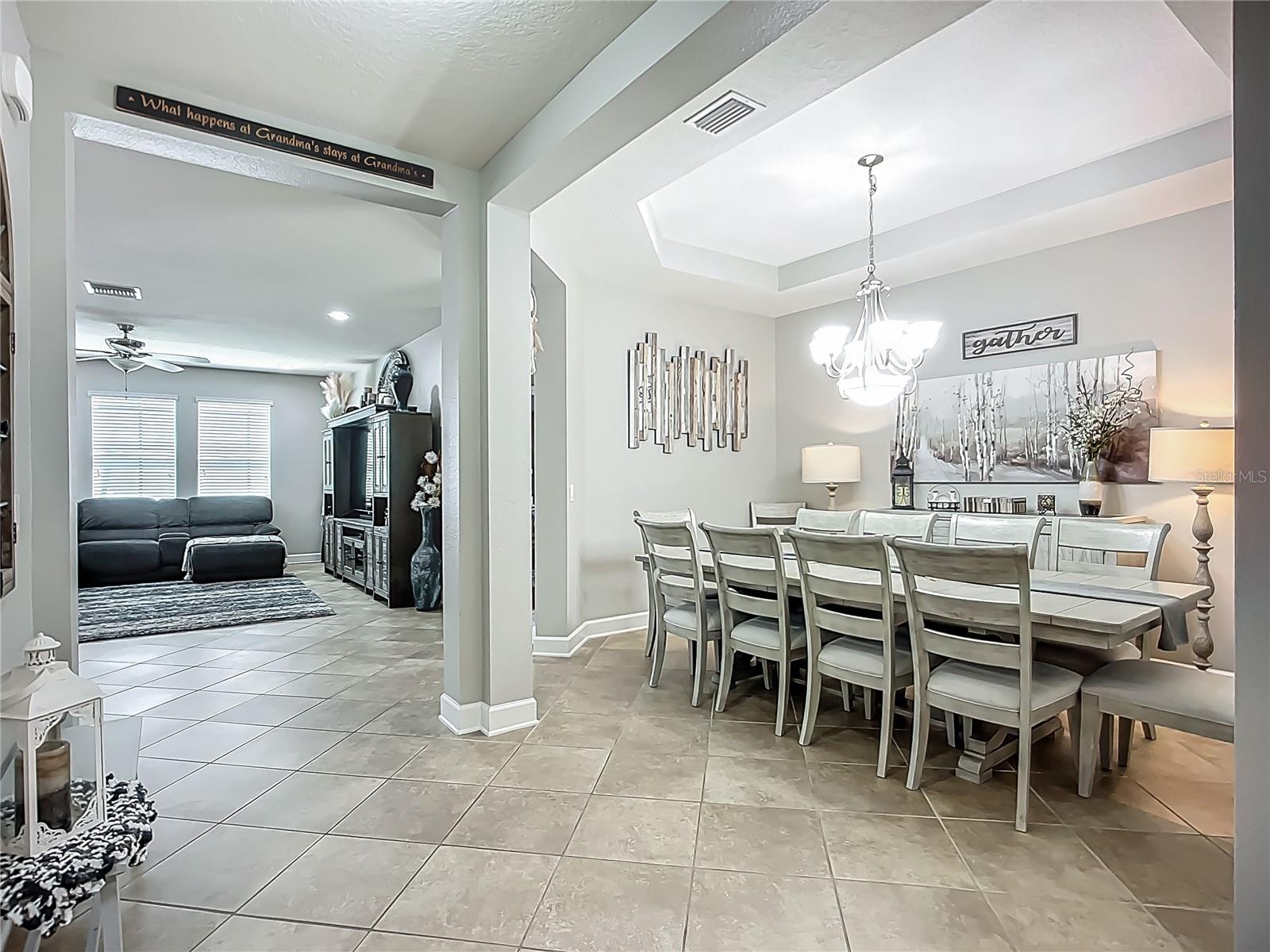Image 10 of 49 For 13608 Artesa Bell Drive