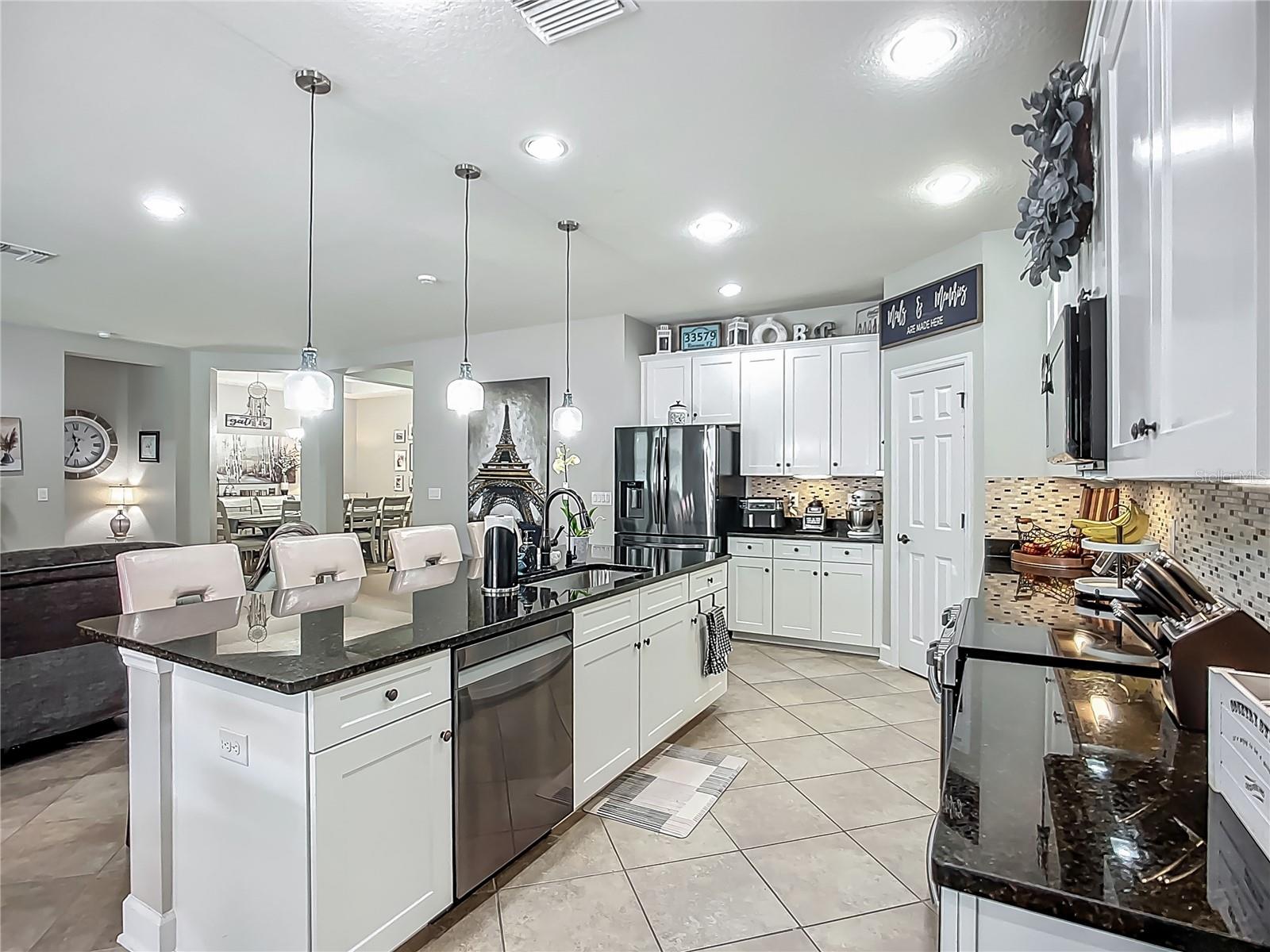 Image 19 of 49 For 13608 Artesa Bell Drive