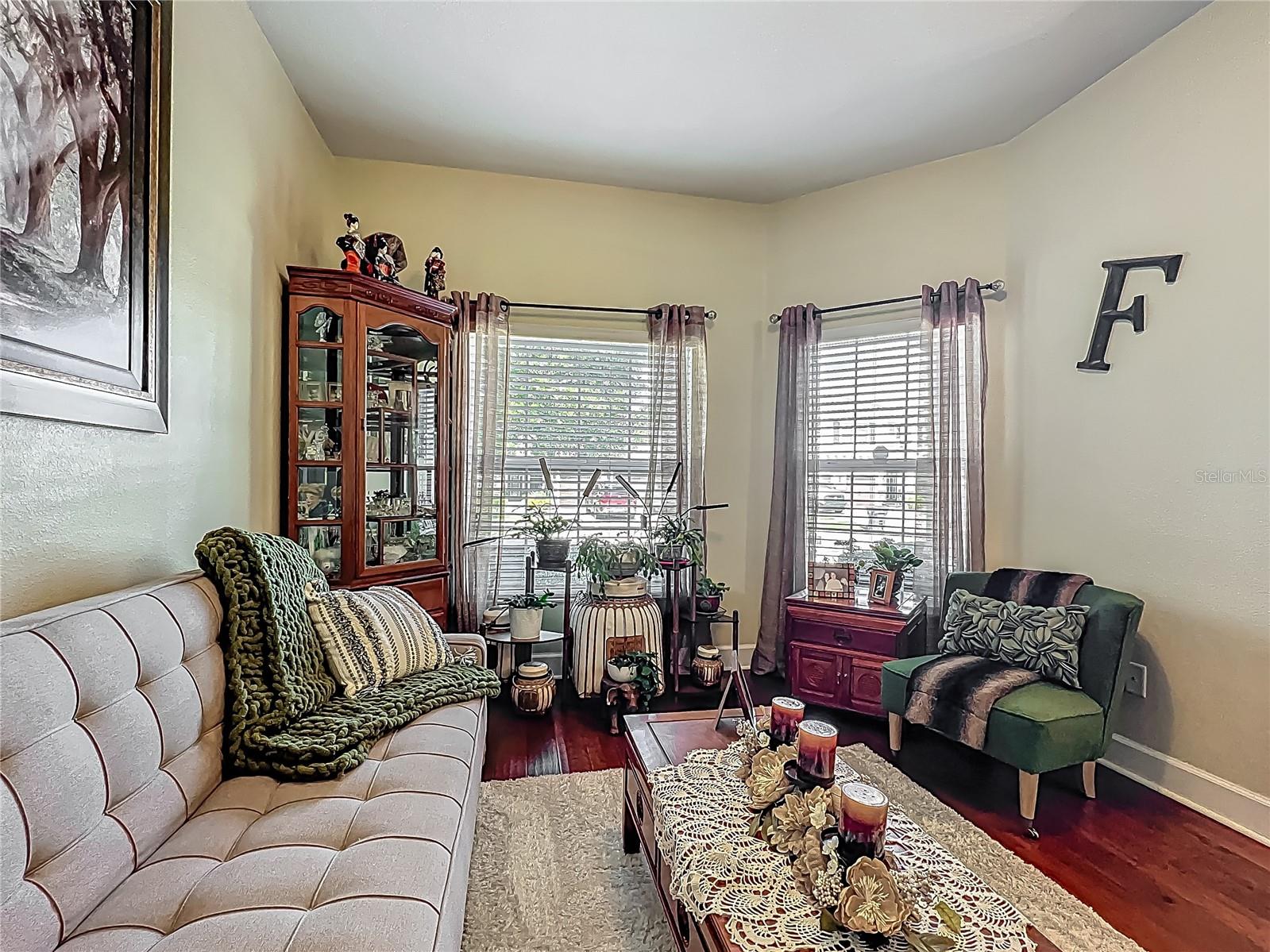 Image 7 of 49 For 13608 Artesa Bell Drive