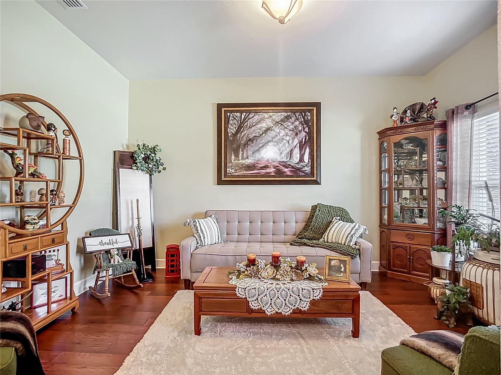 Image 9 of 49 For 13608 Artesa Bell Drive