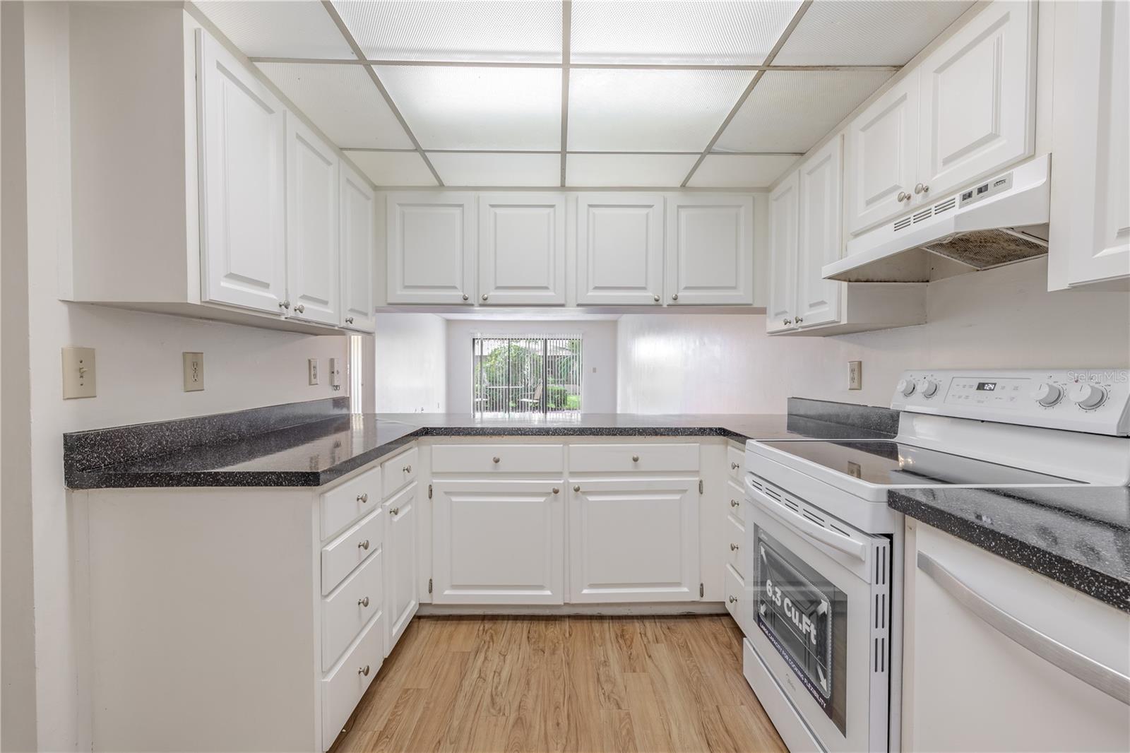 Image 14 of 54 For 3505 Tarpon Woods Boulevard N405