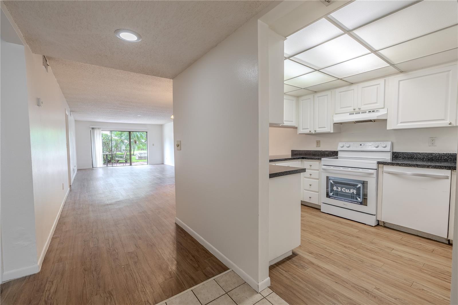 Image 15 of 54 For 3505 Tarpon Woods Boulevard N405