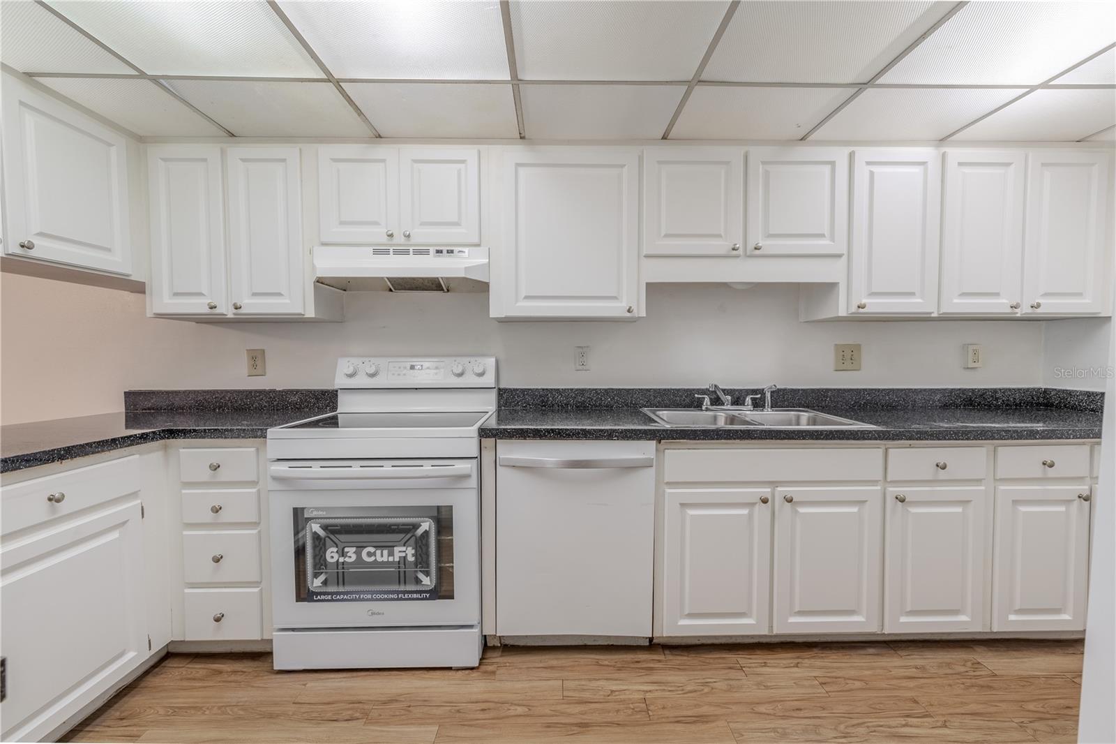 Image 7 of 54 For 3505 Tarpon Woods Boulevard N405