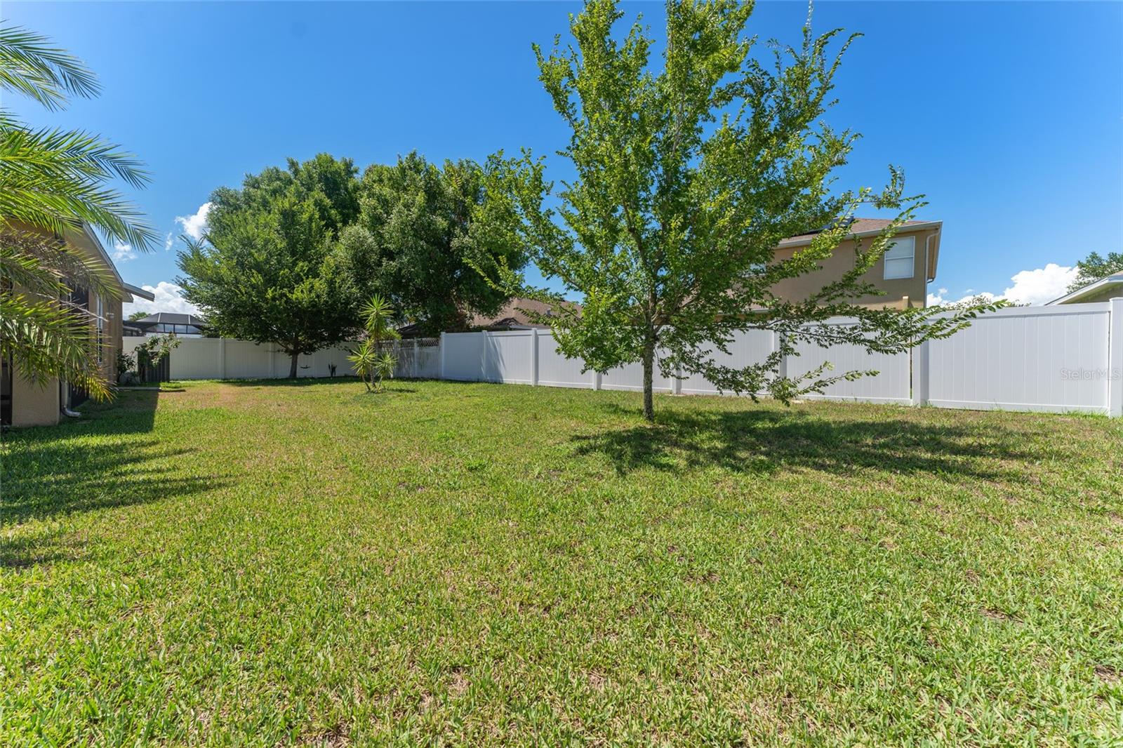 Image 43 of 57 For 2637 Yukon Cliff Drive