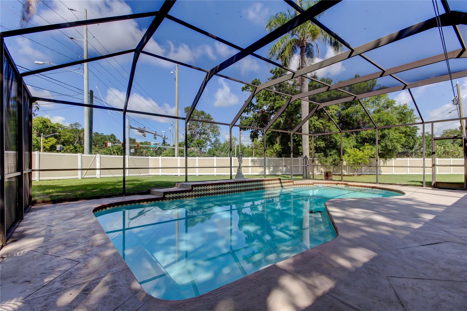 Image 41 of 57 For 107 Garland Cir
