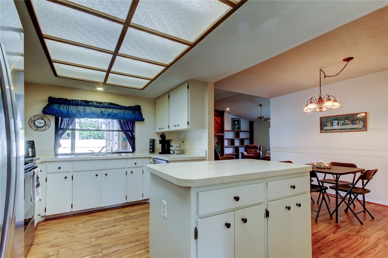 Image 9 of 57 For 107 Garland Cir